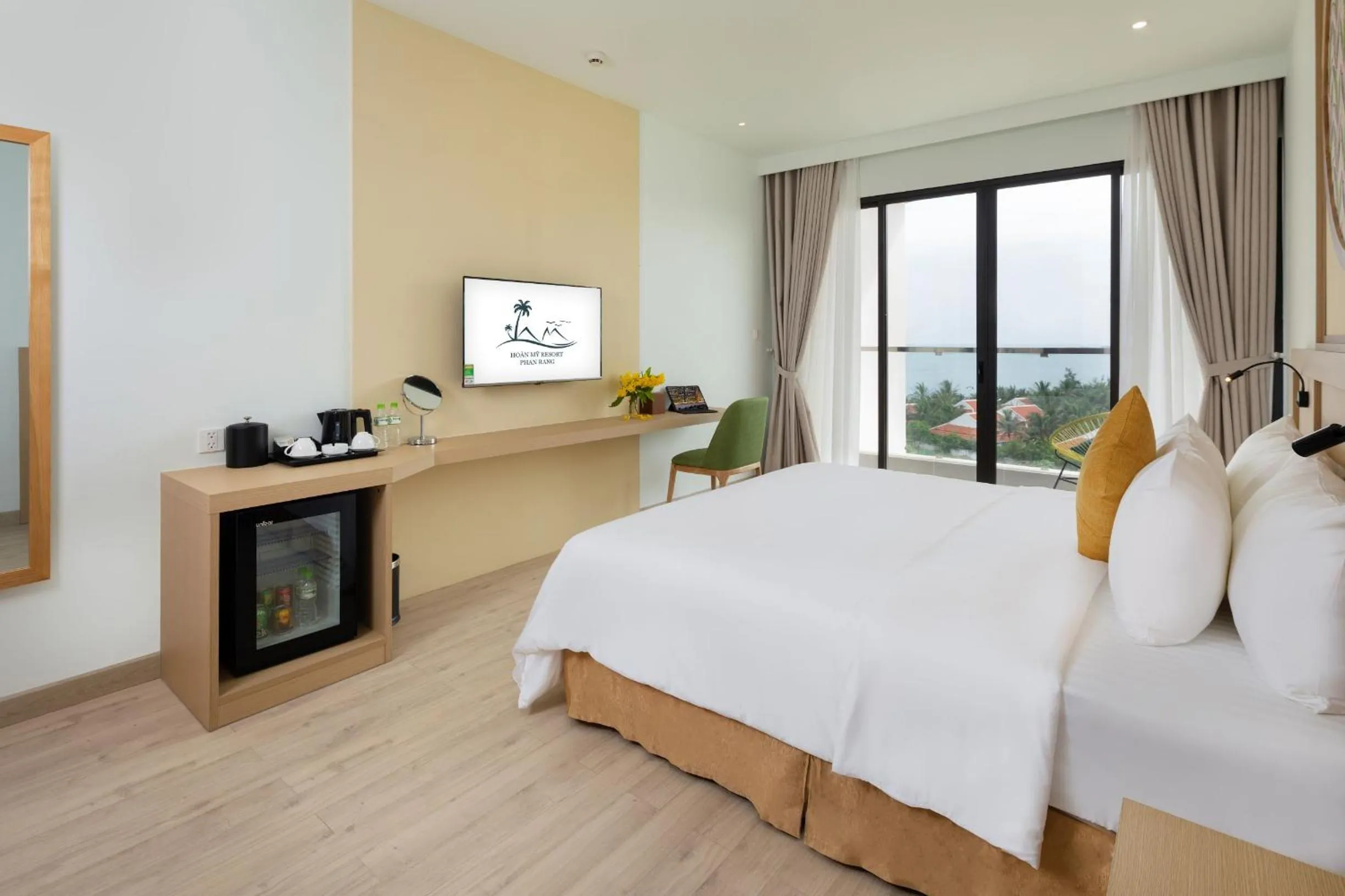 View (from property/room), Bed in Hoan My Resort - Ninh Chu