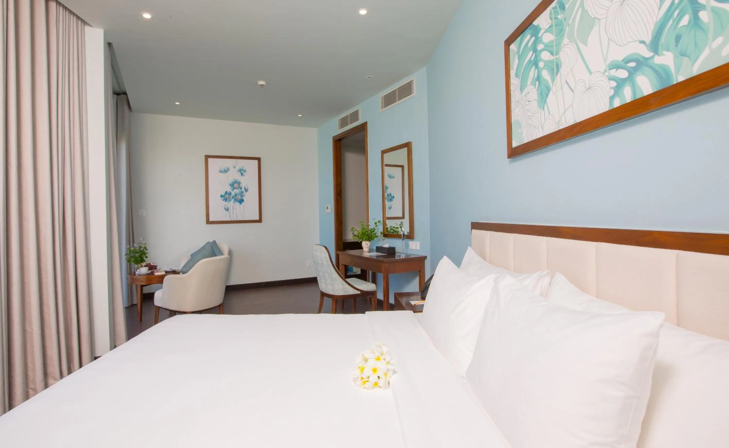 Photo of the whole room, Bed in Hoan My Resort - Ninh Chu