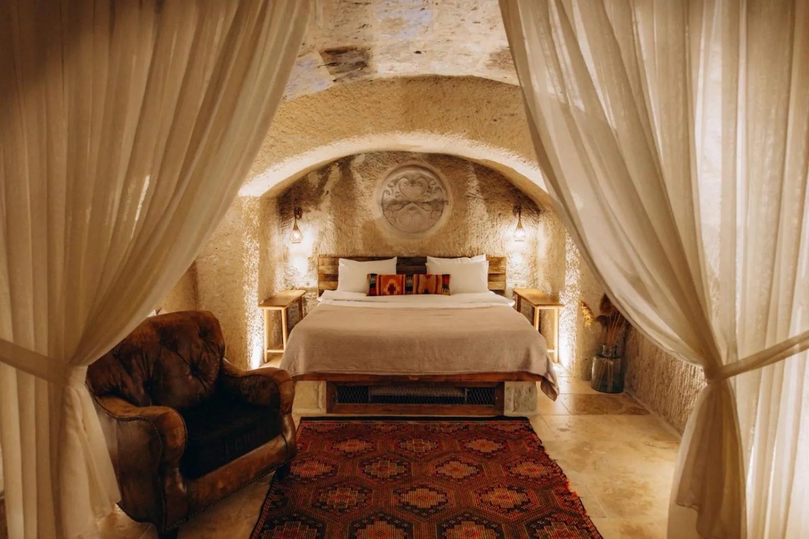 Bed in Doda Artisanal Cave Hotel 14 Plus