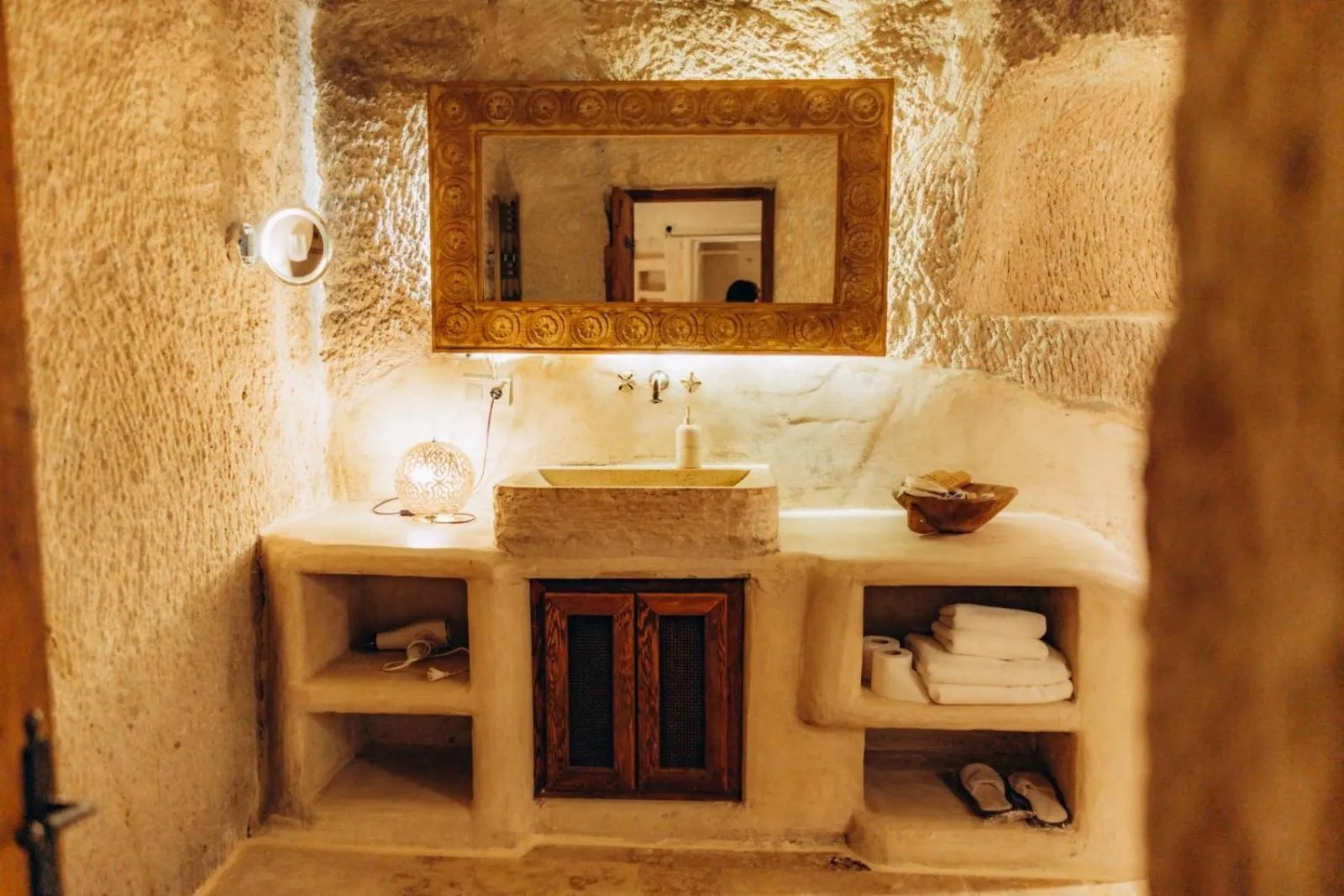 Bed in Doda Artisanal Cave Hotel 14 Plus