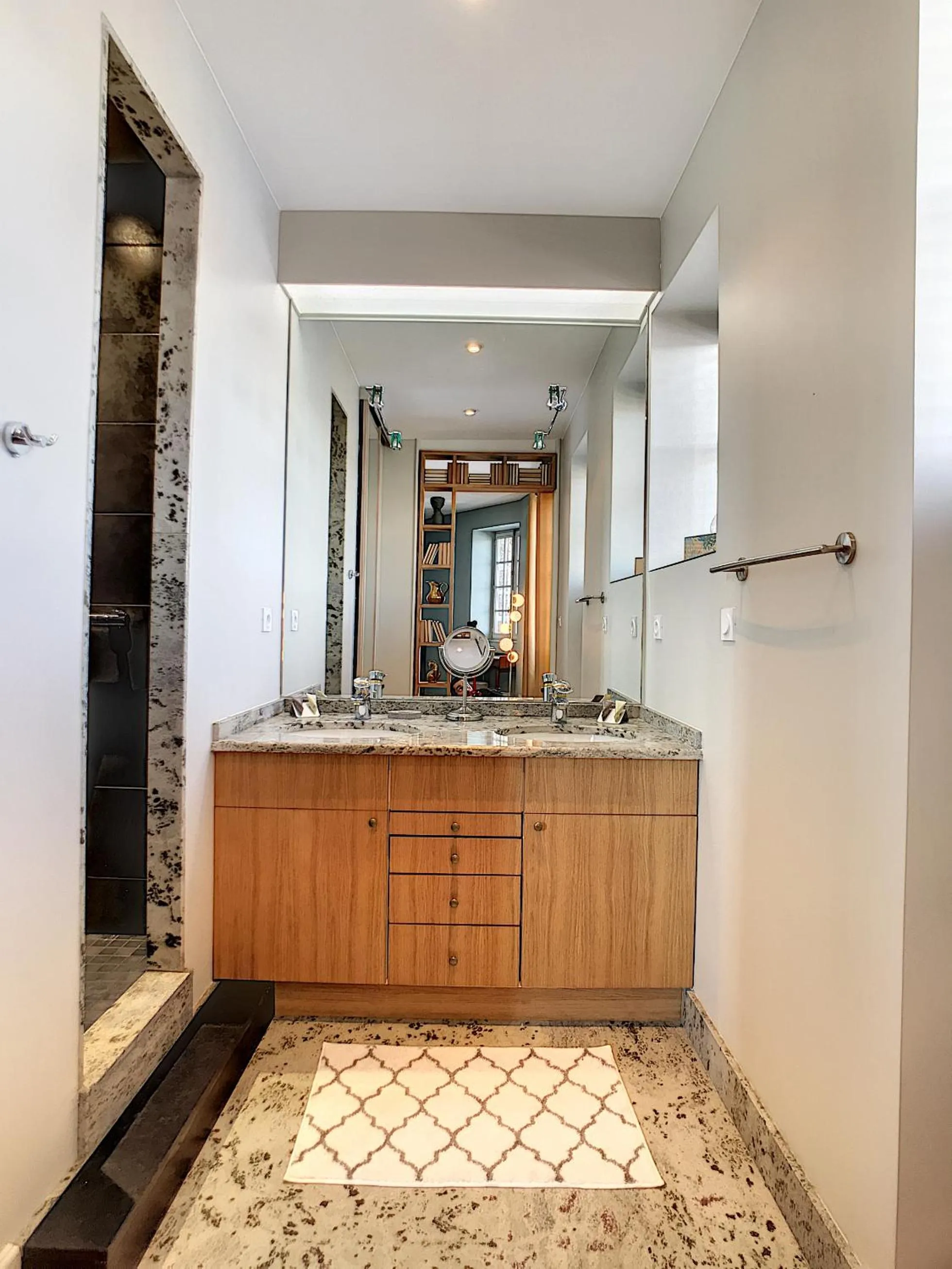 Bathroom in Les Cimes du Puy-en-Velay