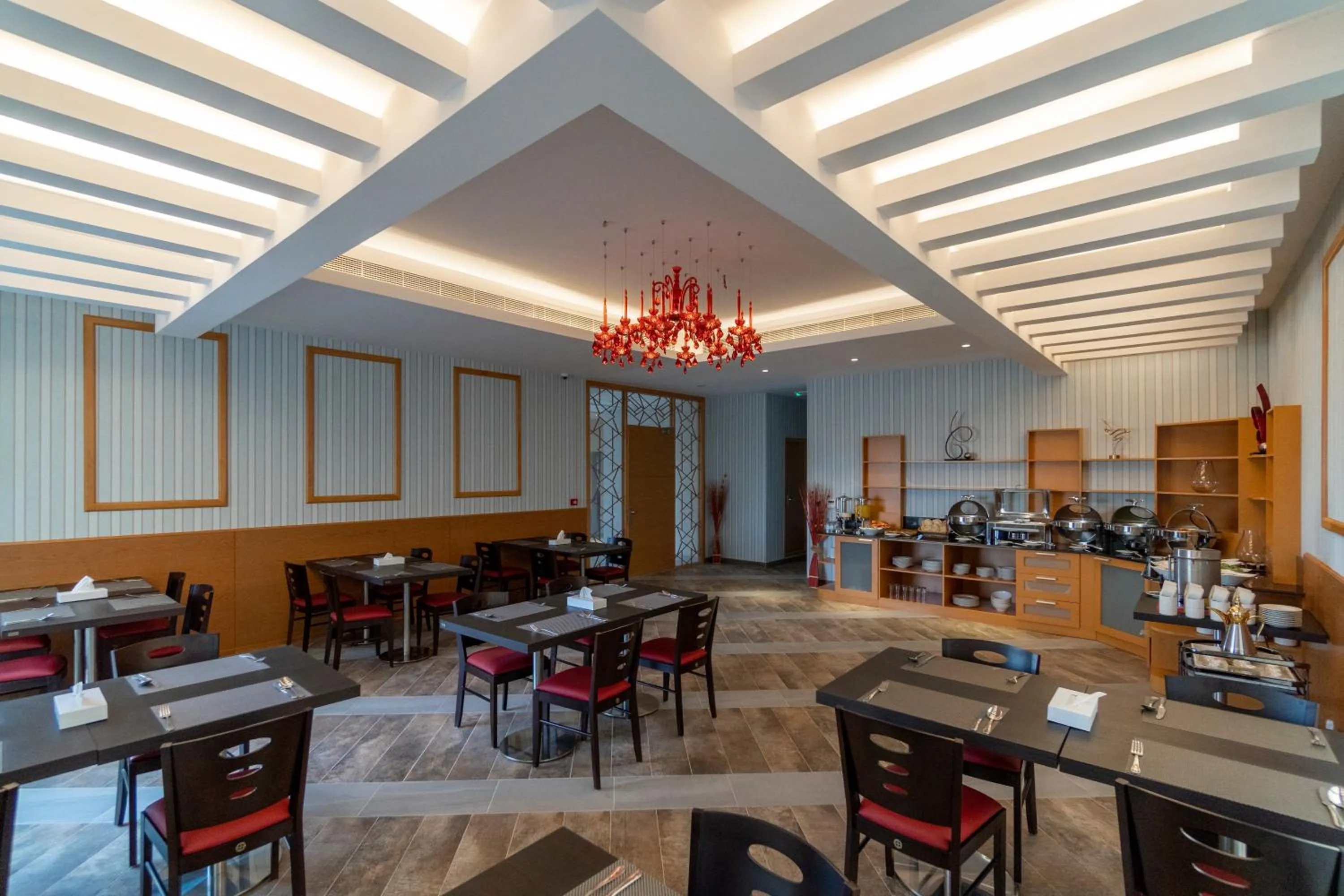 Restaurant/places to eat in Sama Muscat Hotel