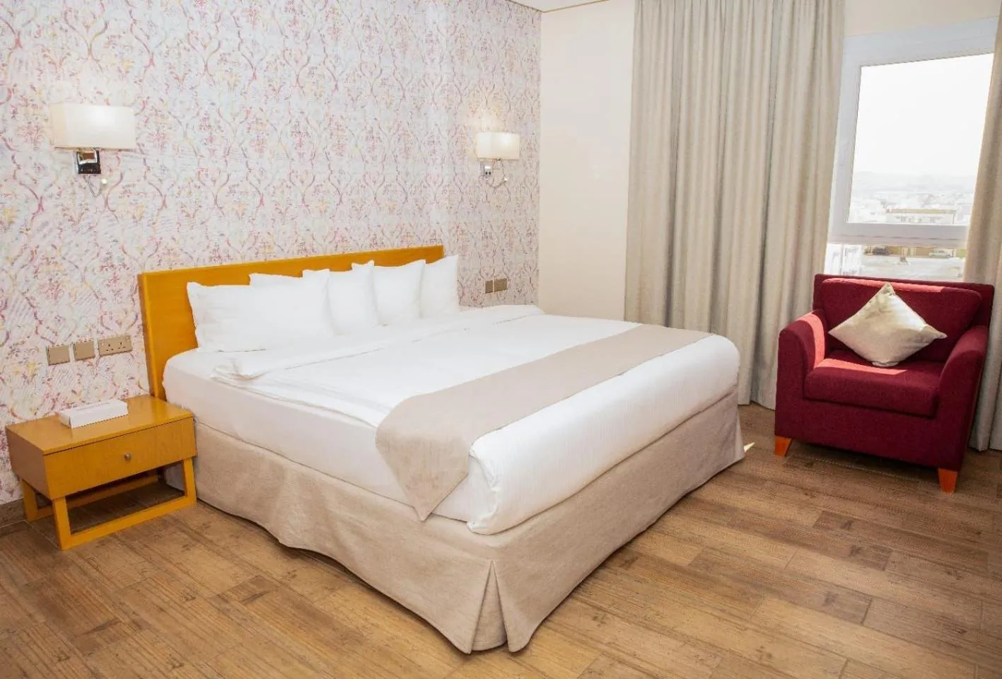 Bedroom, Bed in Sama Muscat Hotel