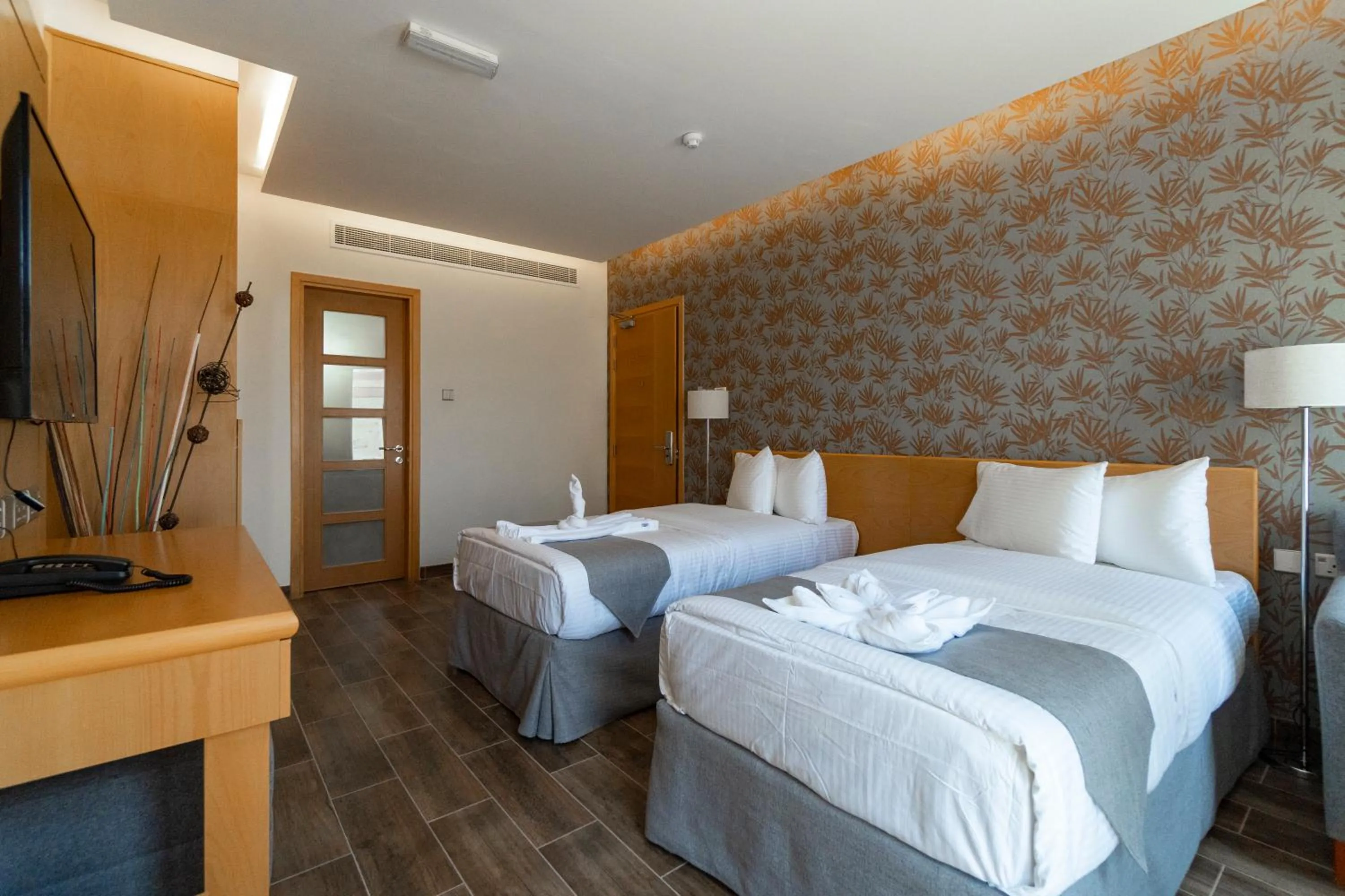 Bedroom, Bed in Sama Muscat Hotel