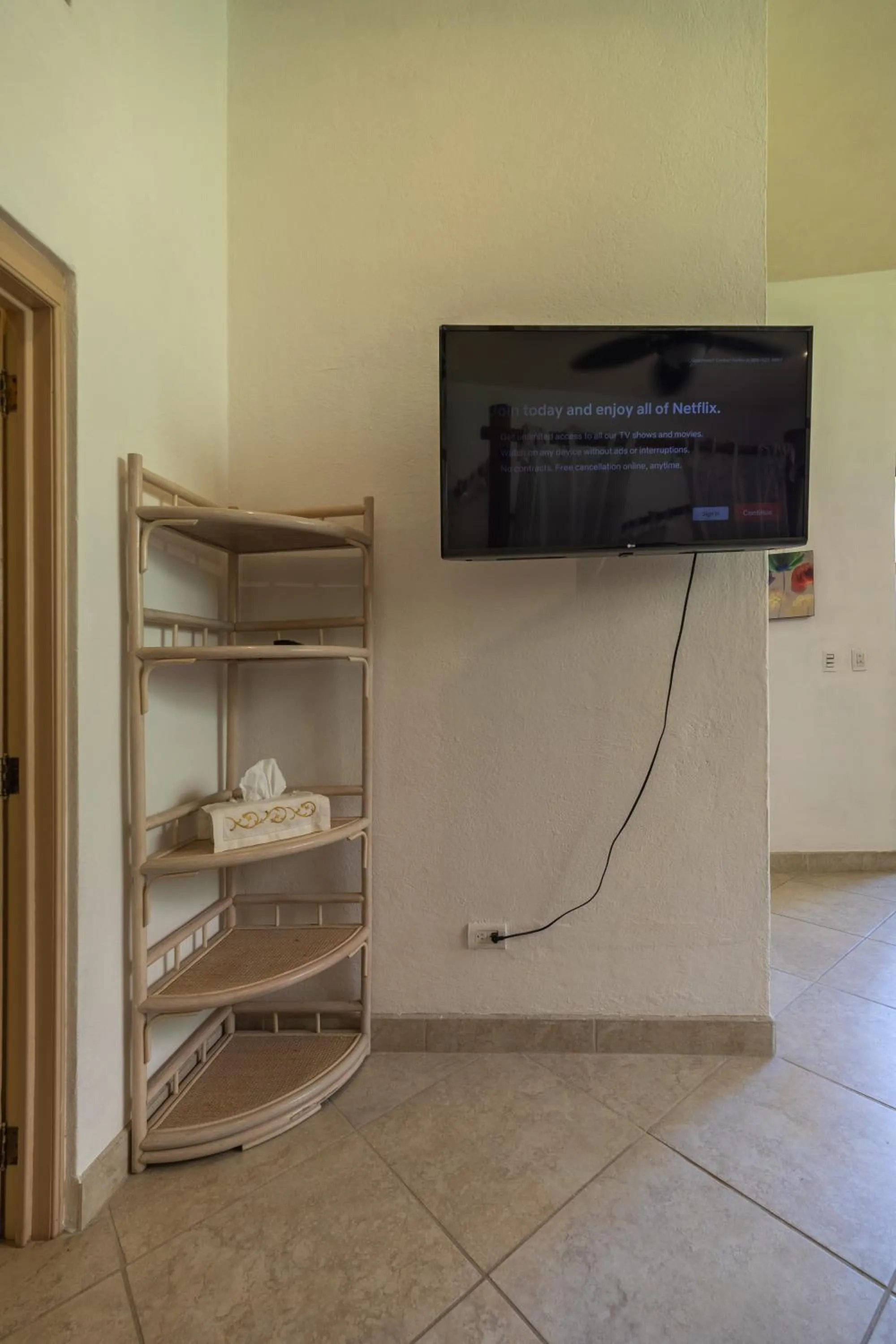 TV and multimedia in Casa Las Palmas, San Miguel de Allende
