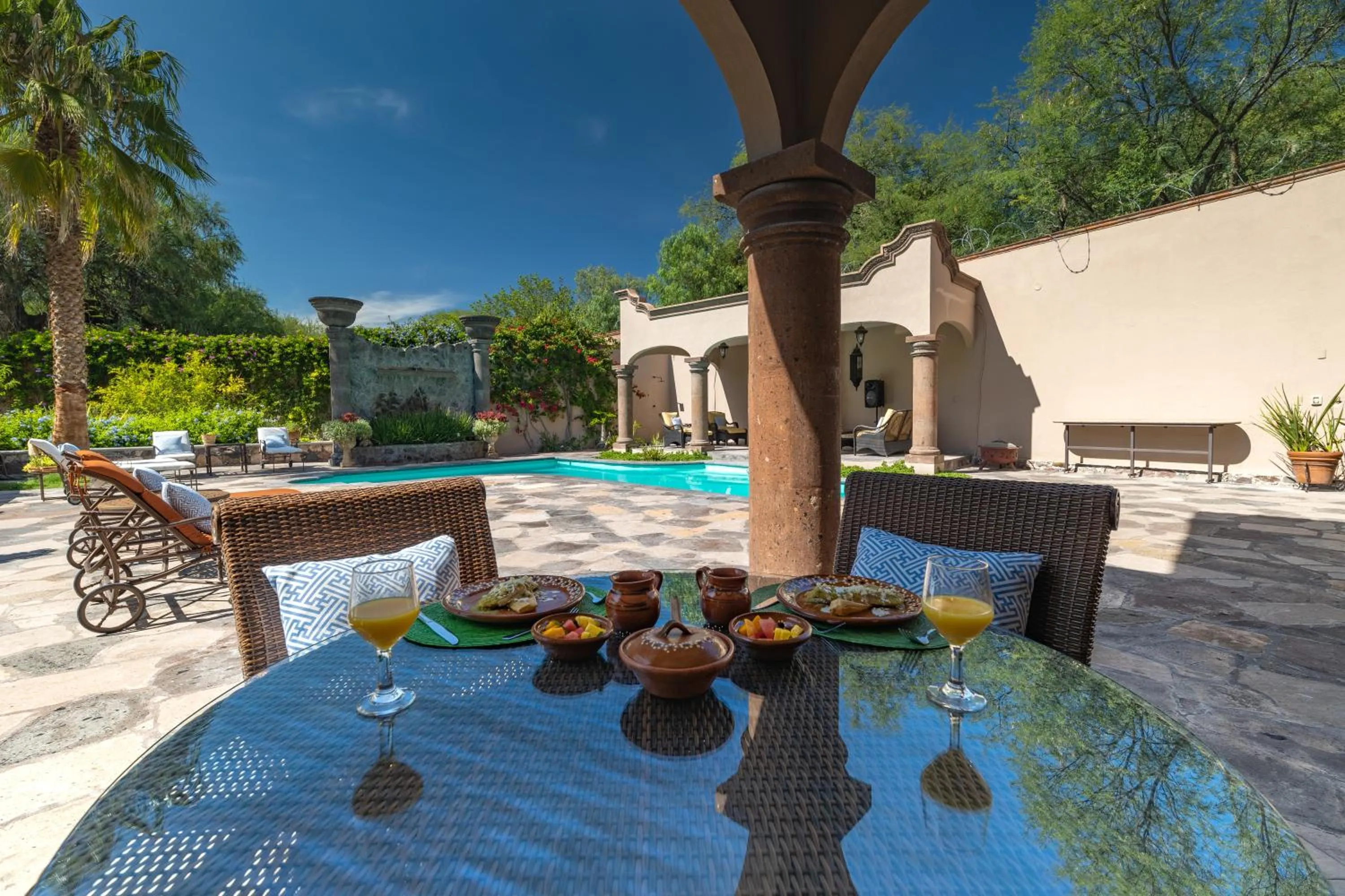 Breakfast in Casa Las Palmas, San Miguel de Allende