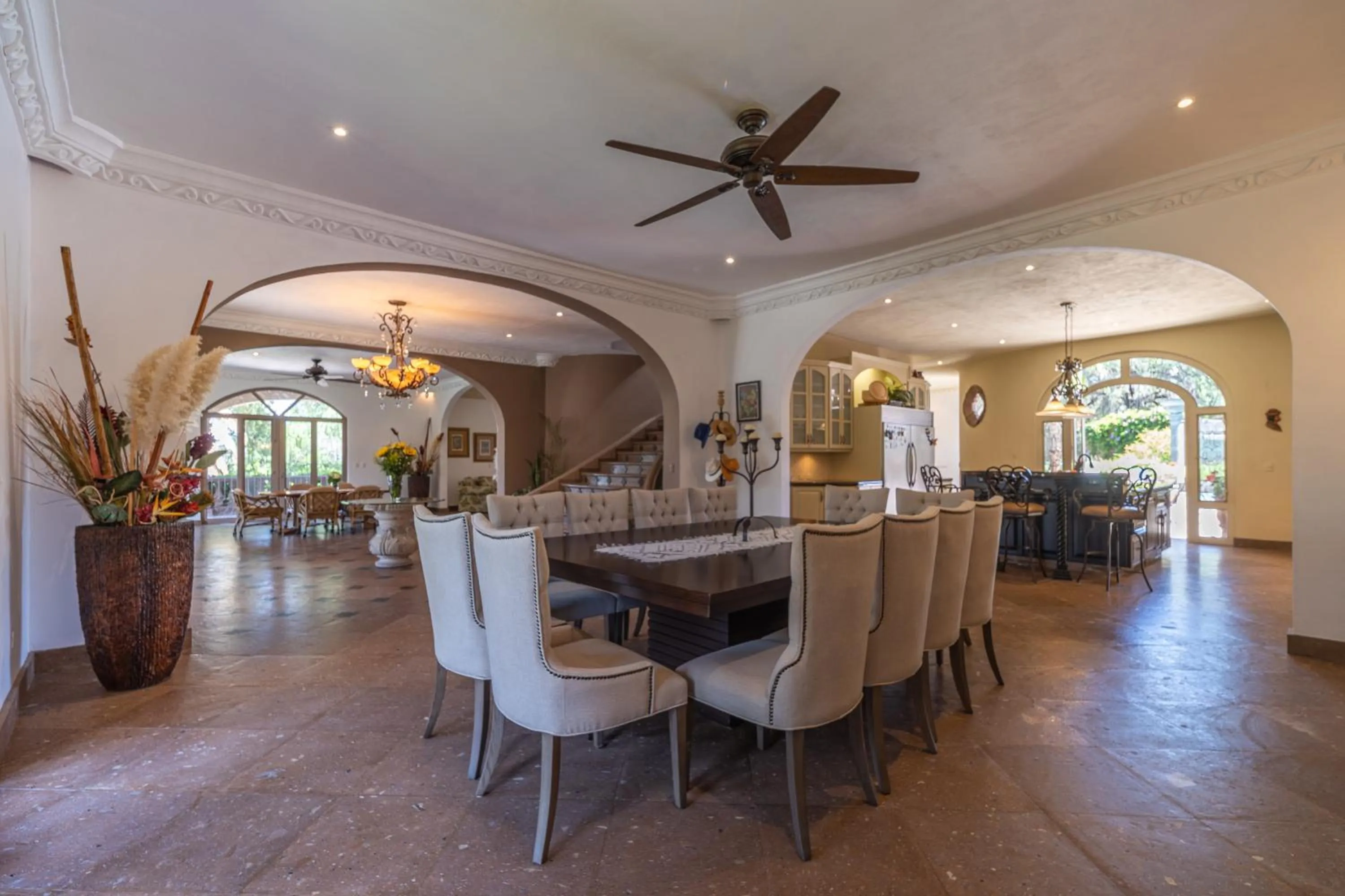 Dining area in Casa Las Palmas, San Miguel de Allende