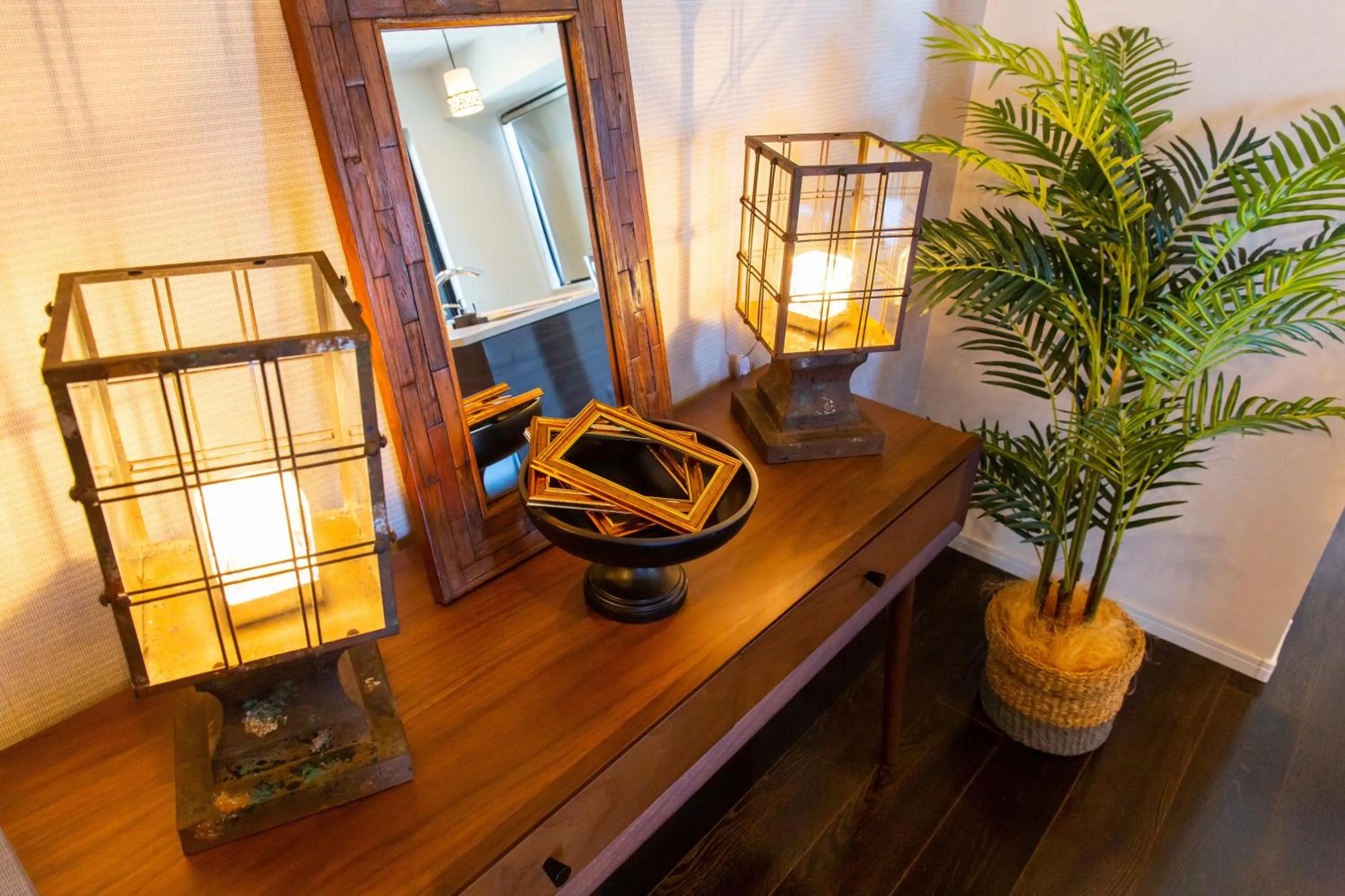 Photo of the whole room in Rizo Zaizen Hotel