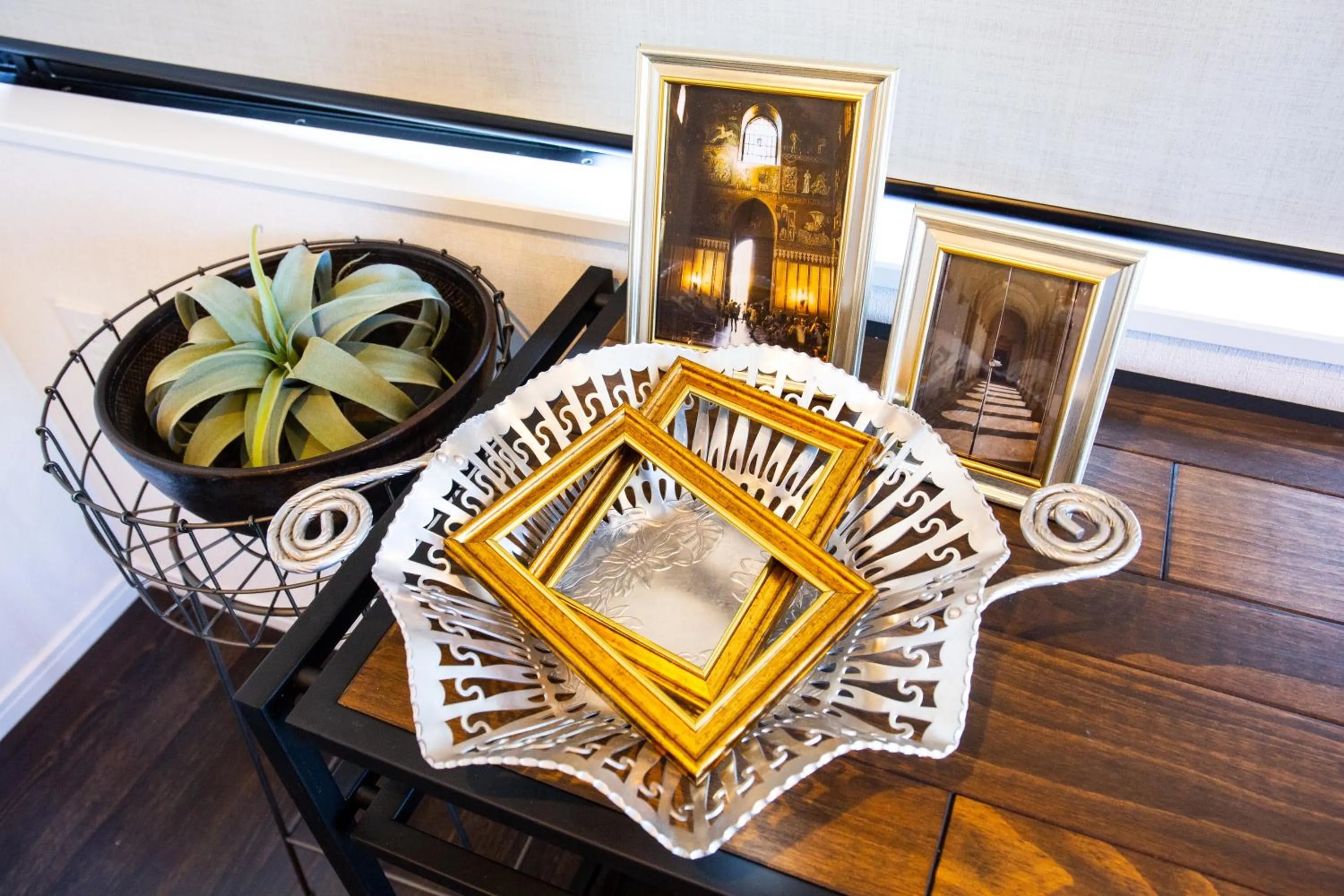 Photo of the whole room in Rizo Zaizen Hotel