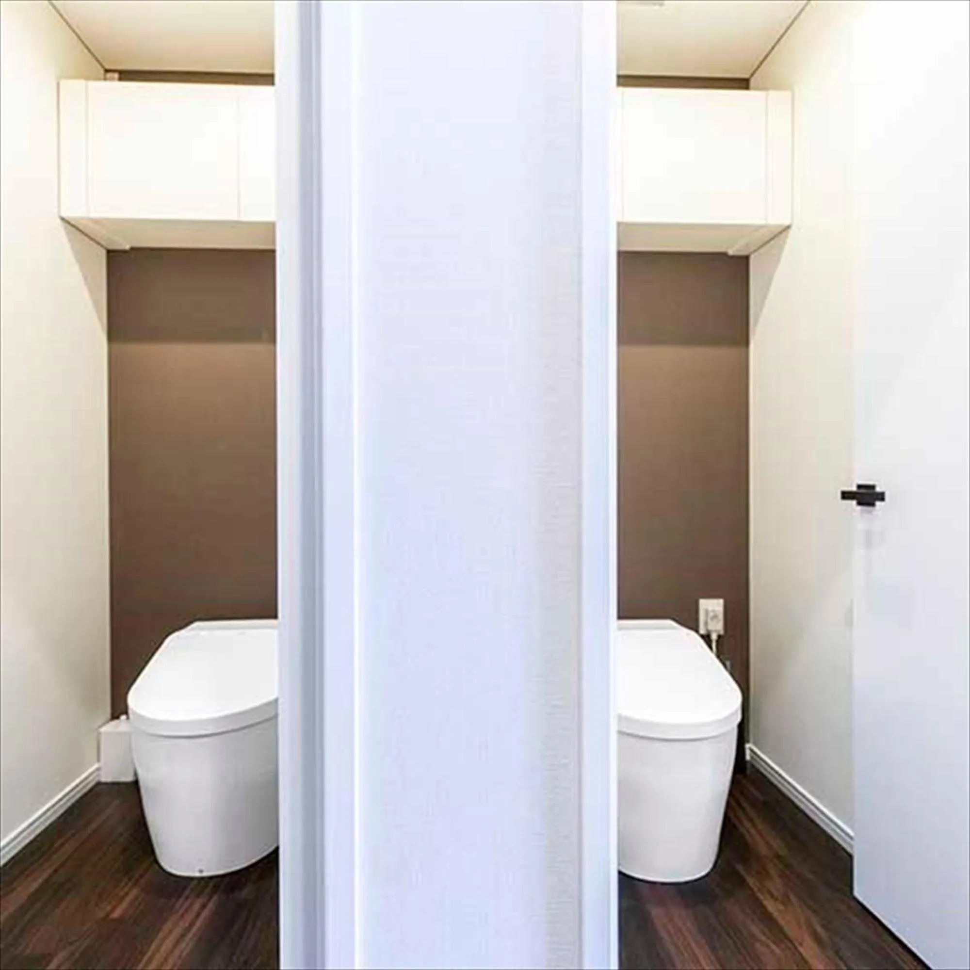 Toilet in Rizo Zaizen Hotel