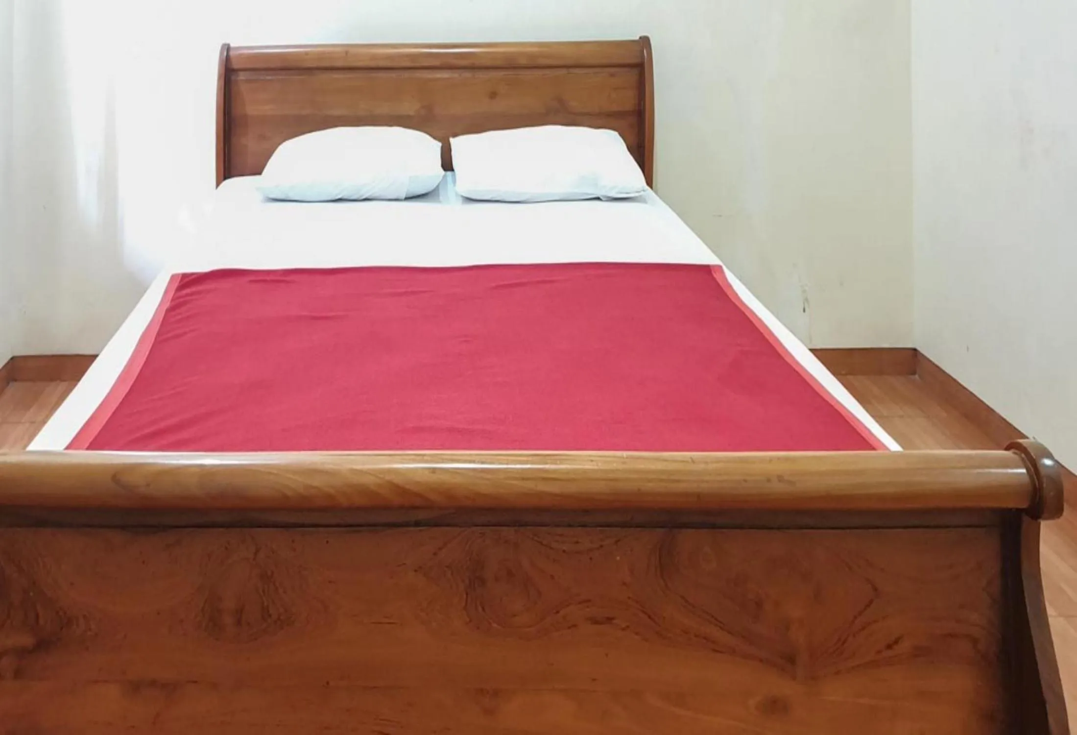 Bed in Hotel Mataram Cipanas Syariah Mitra RedDoorz