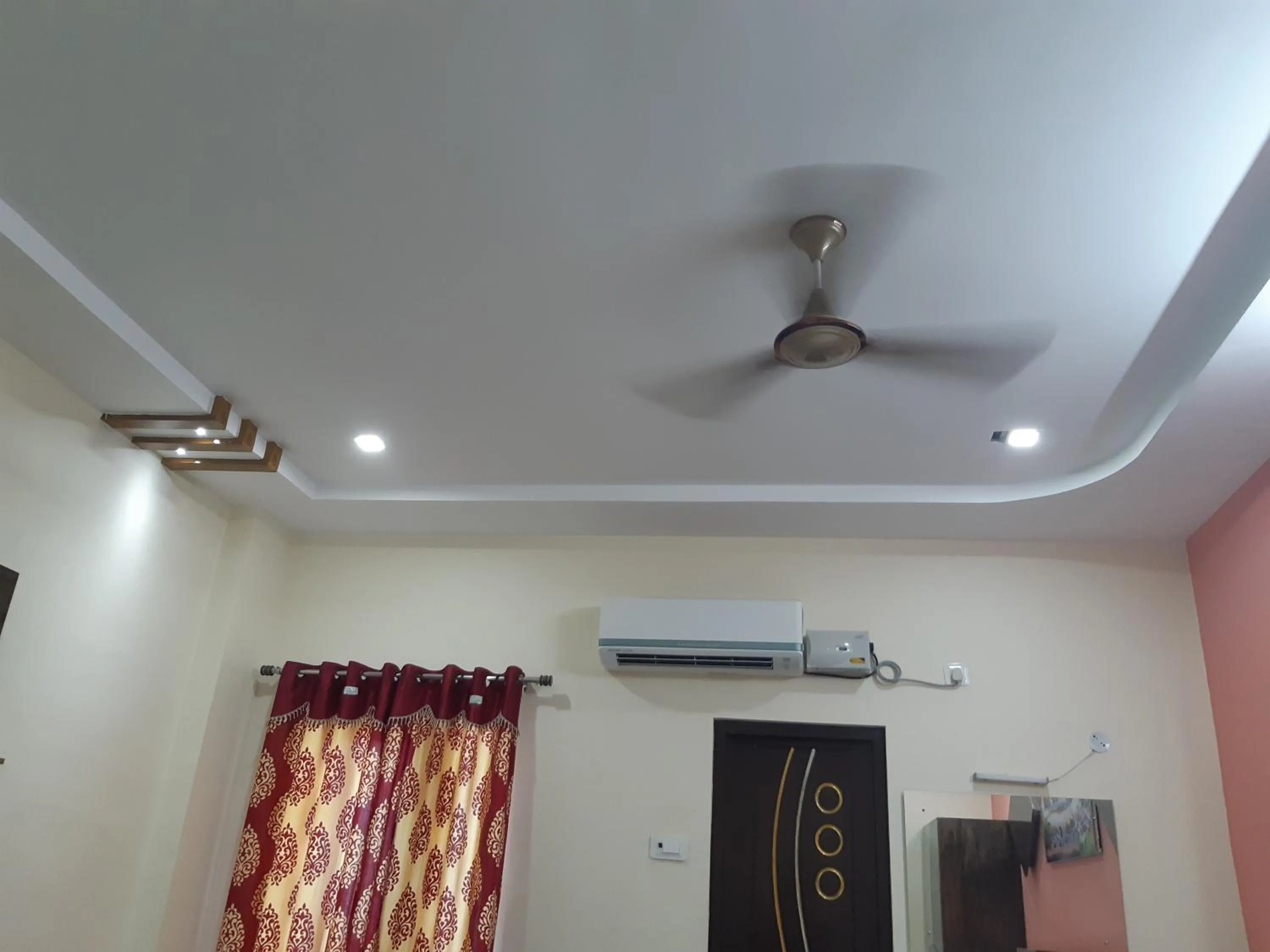 Inner courtyard view in Devansh Bhanu Residency DBR