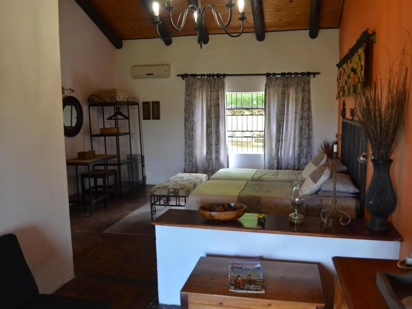 Bed in Bohm's Zeederberg Country House