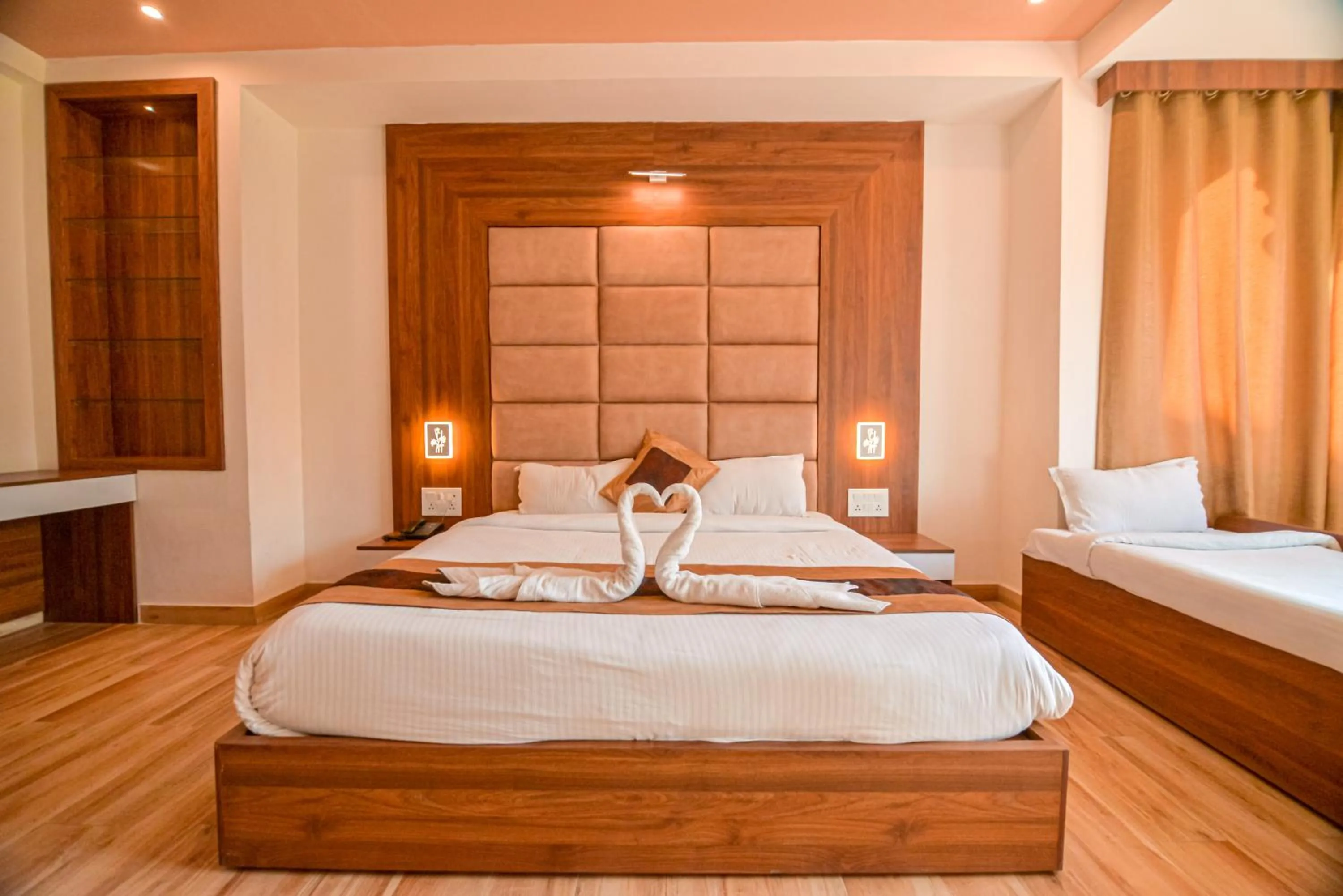 Photo of the whole room, Bed in Gold Nest Rubystone Heritage