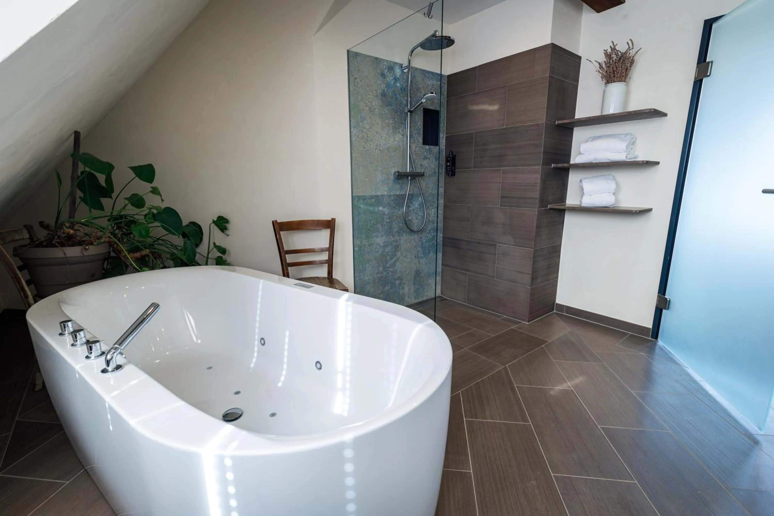 Bath in Bergwirt Hotel & Gasthof