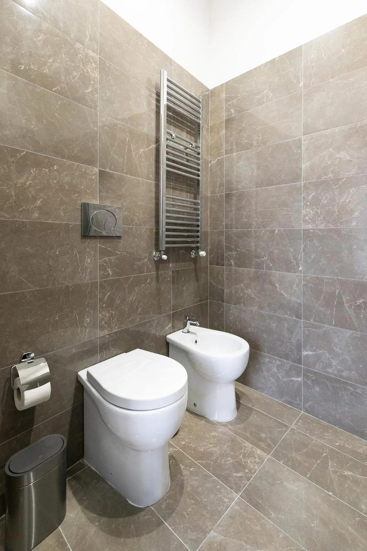 Bathroom in FJ Bianco Guest House