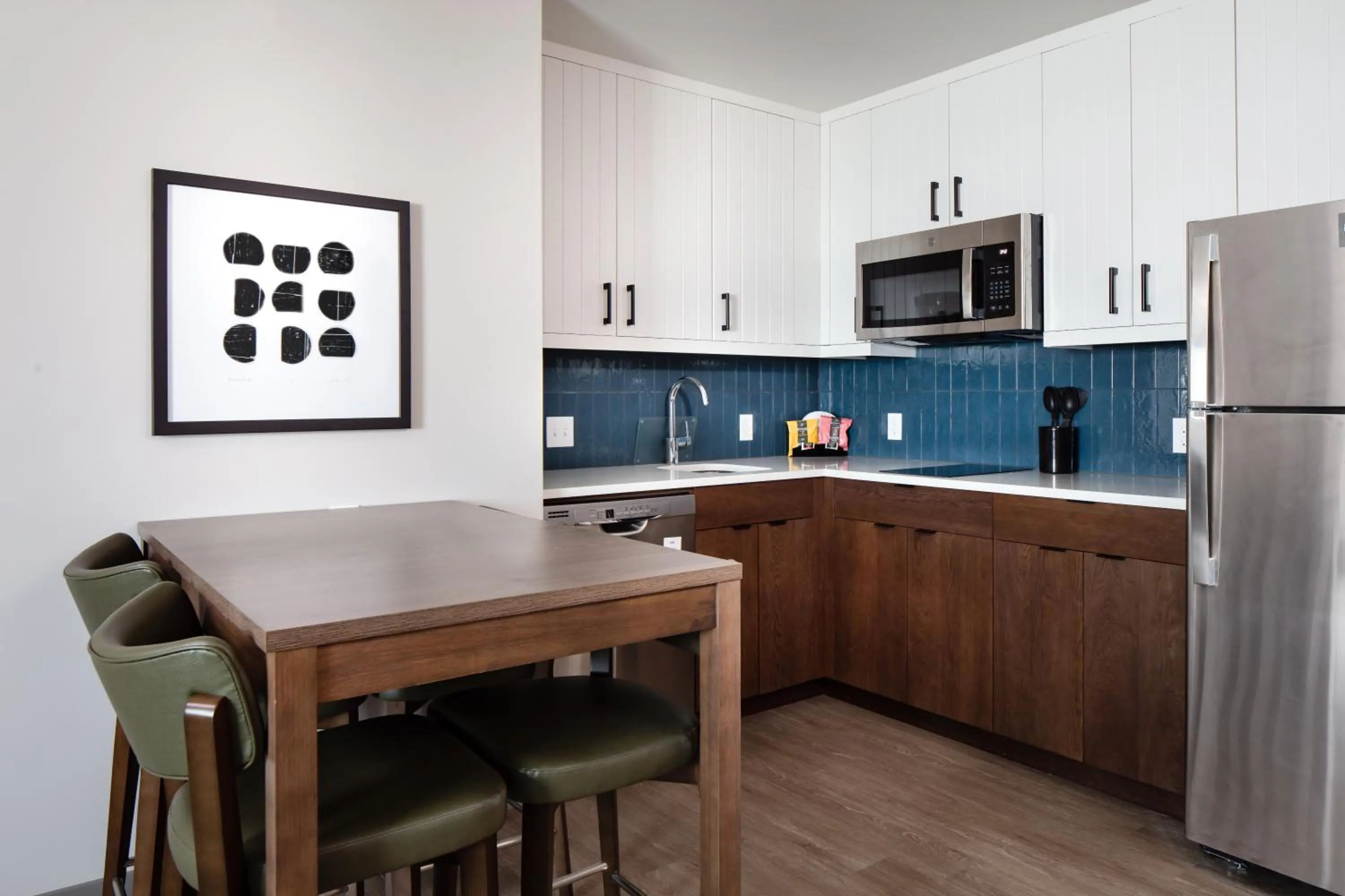 Kitchen or kitchenette in Staybridge Suites - Iowa City - Coralville by IHG