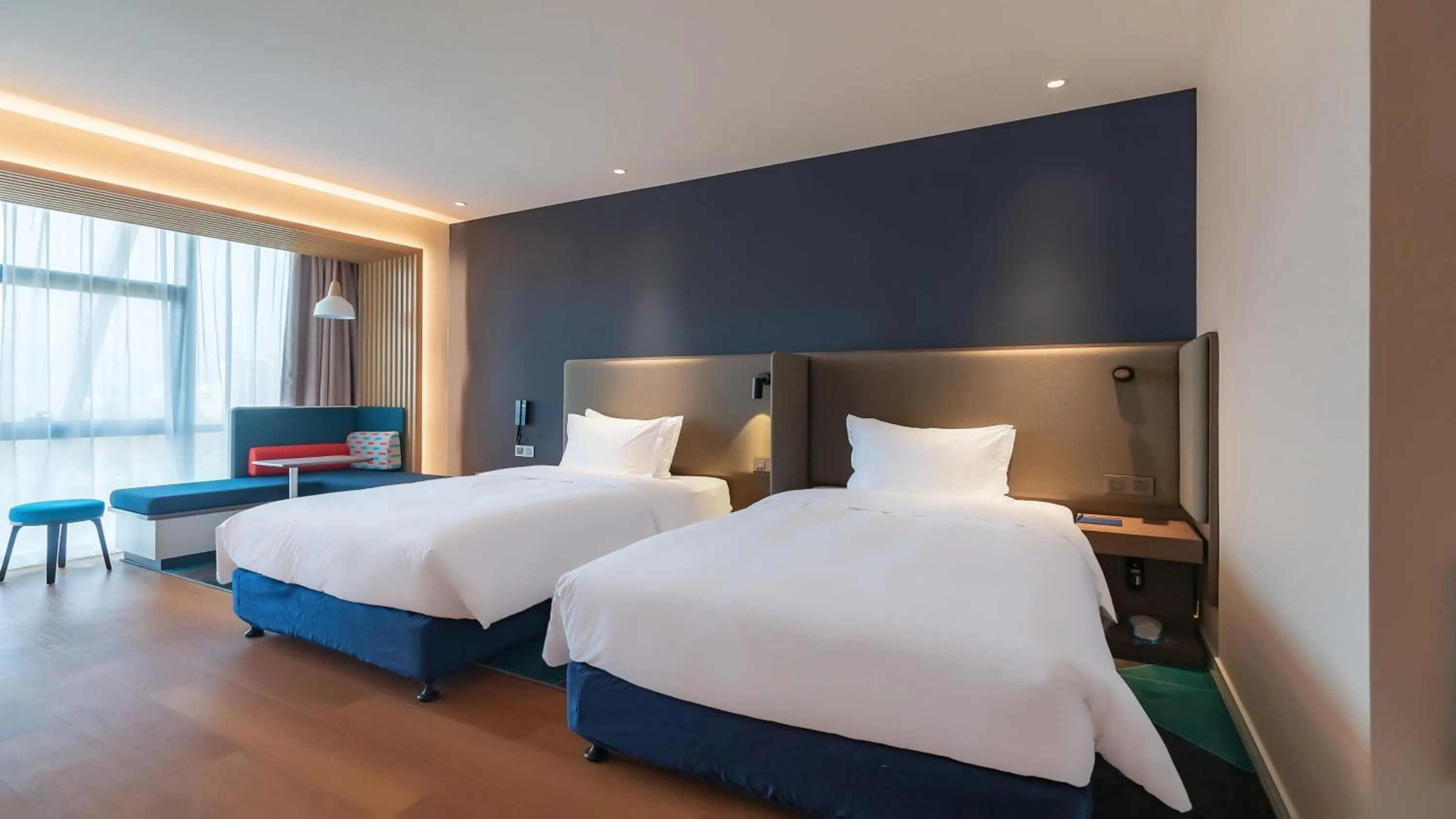 Photo of the whole room in Holiday Inn Express Nanjing Jiangbei Yushan, an IHG Hotel