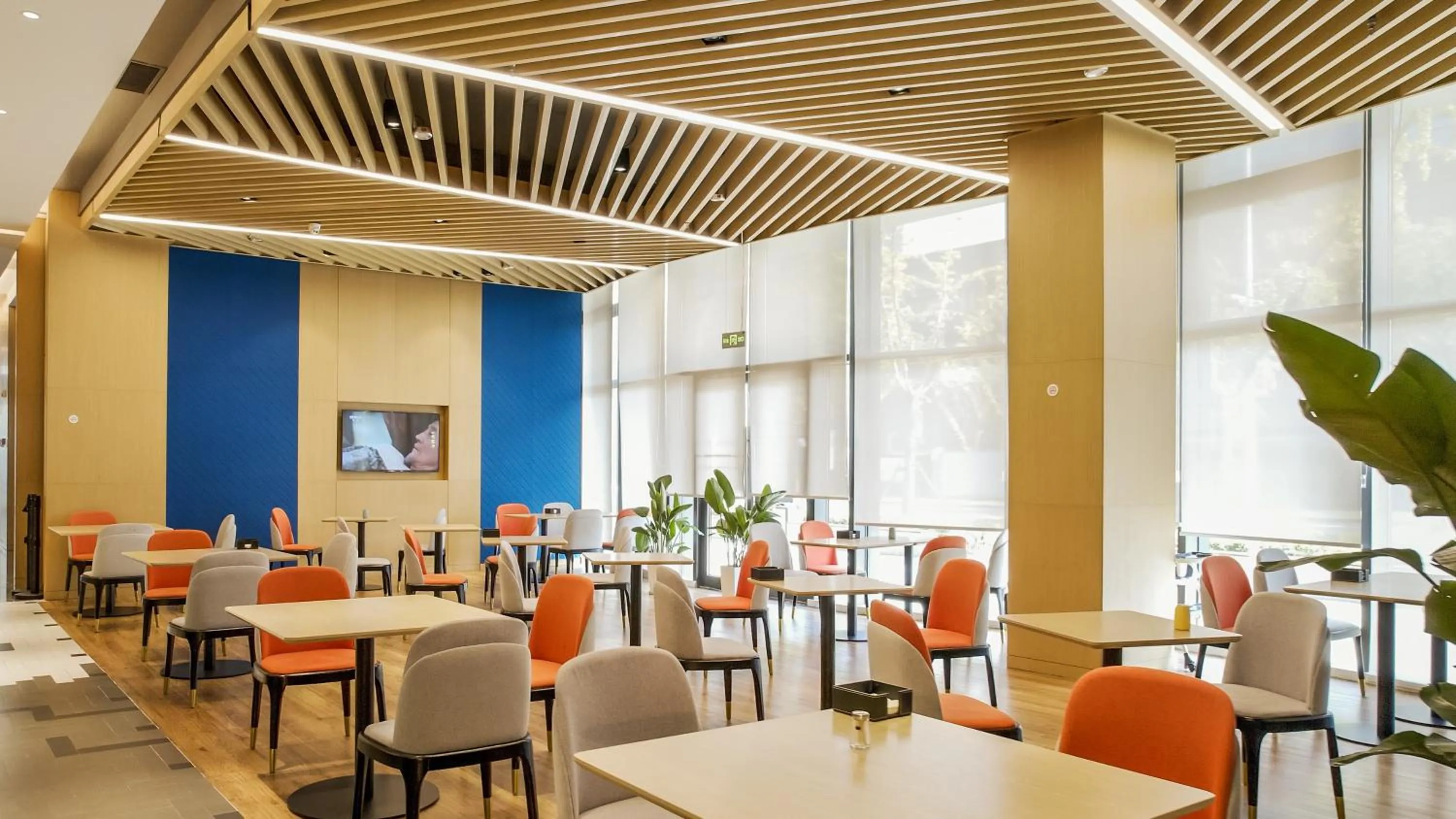 Breakfast in Holiday Inn Express Nanjing Jiangbei Yushan, an IHG Hotel