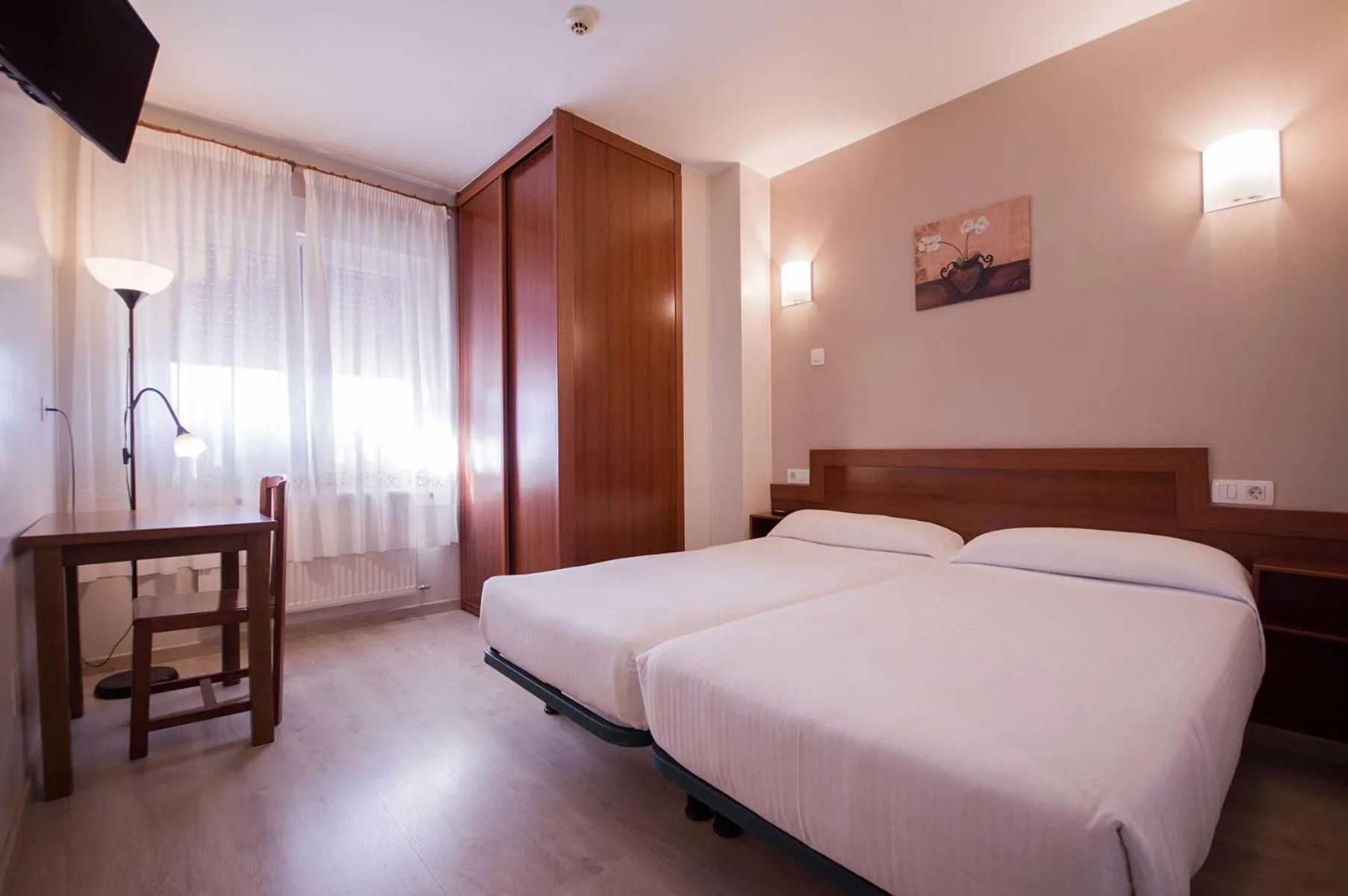 Bed in U-Hotel Darío Lugo