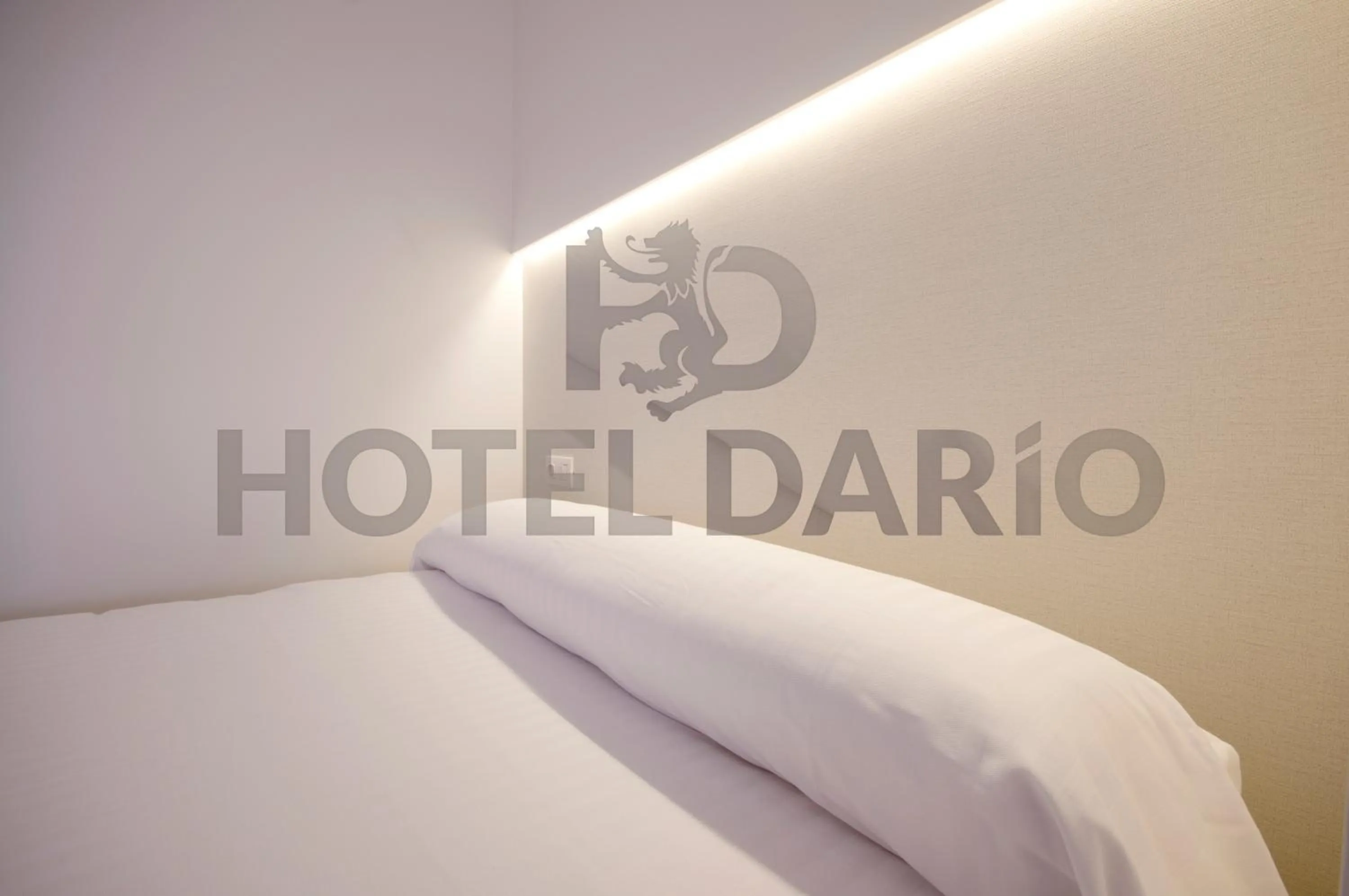 Property logo or sign, Bed in U-Hotel Darío Lugo