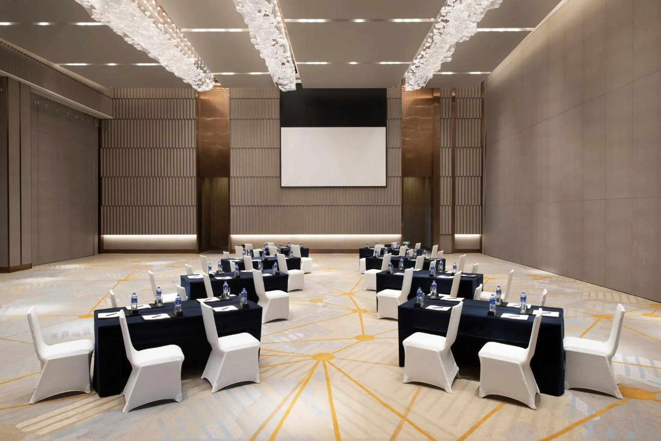 Meeting/conference room in Crowne Plaza Beijing Badaling by IHG