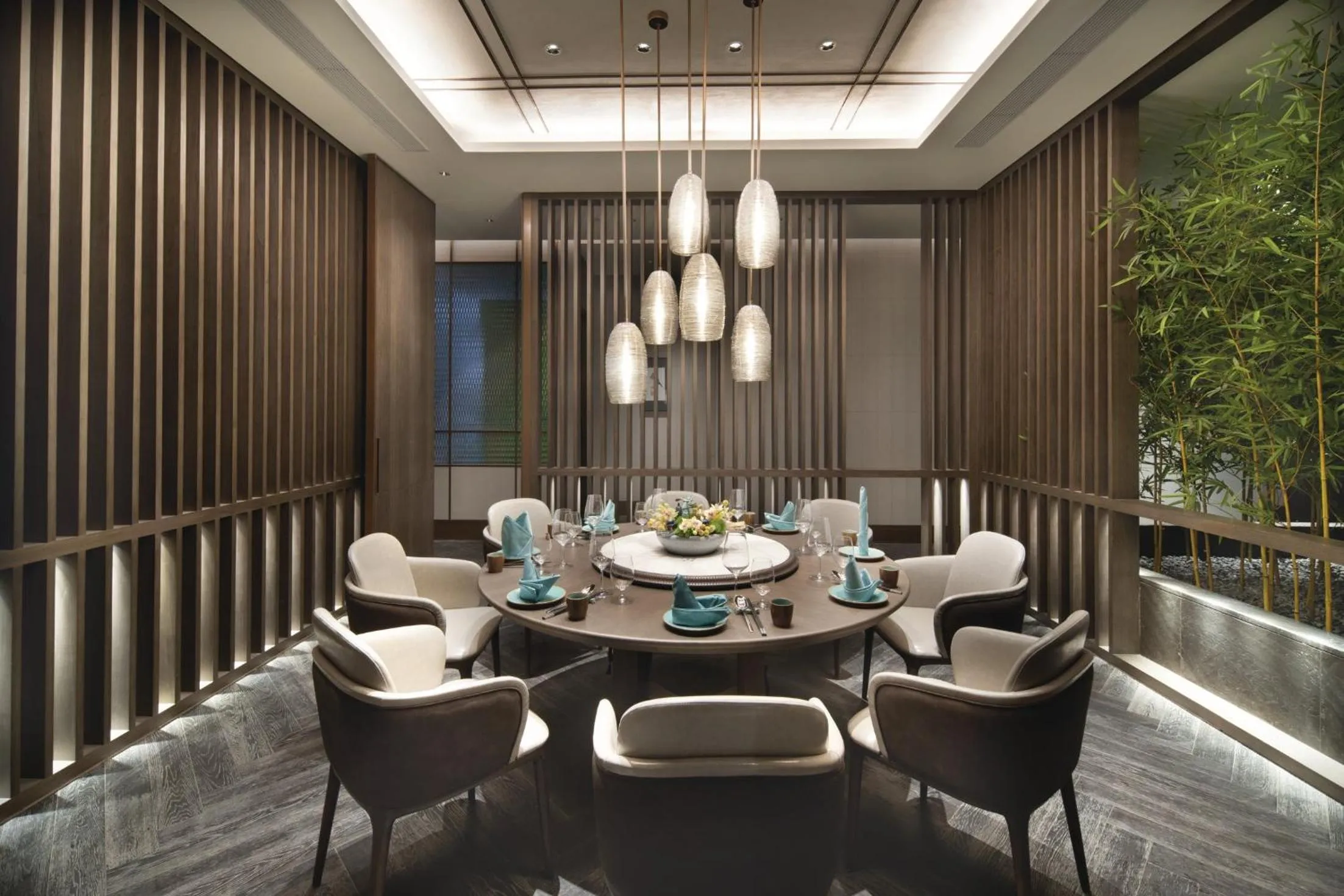 Restaurant/places to eat in Crowne Plaza Beijing Badaling by IHG