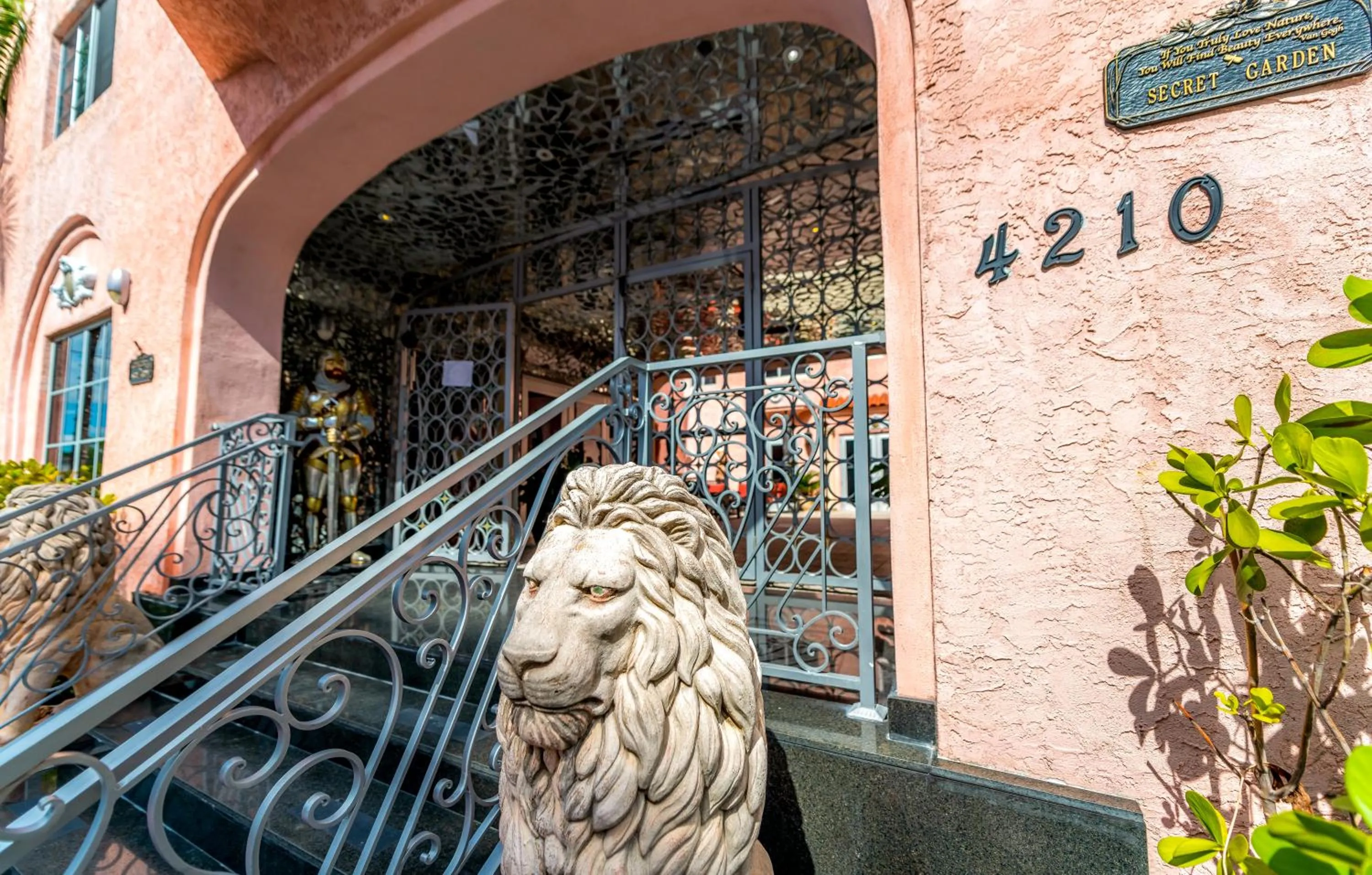 Facade/entrance in Secret Garden Miami Beach