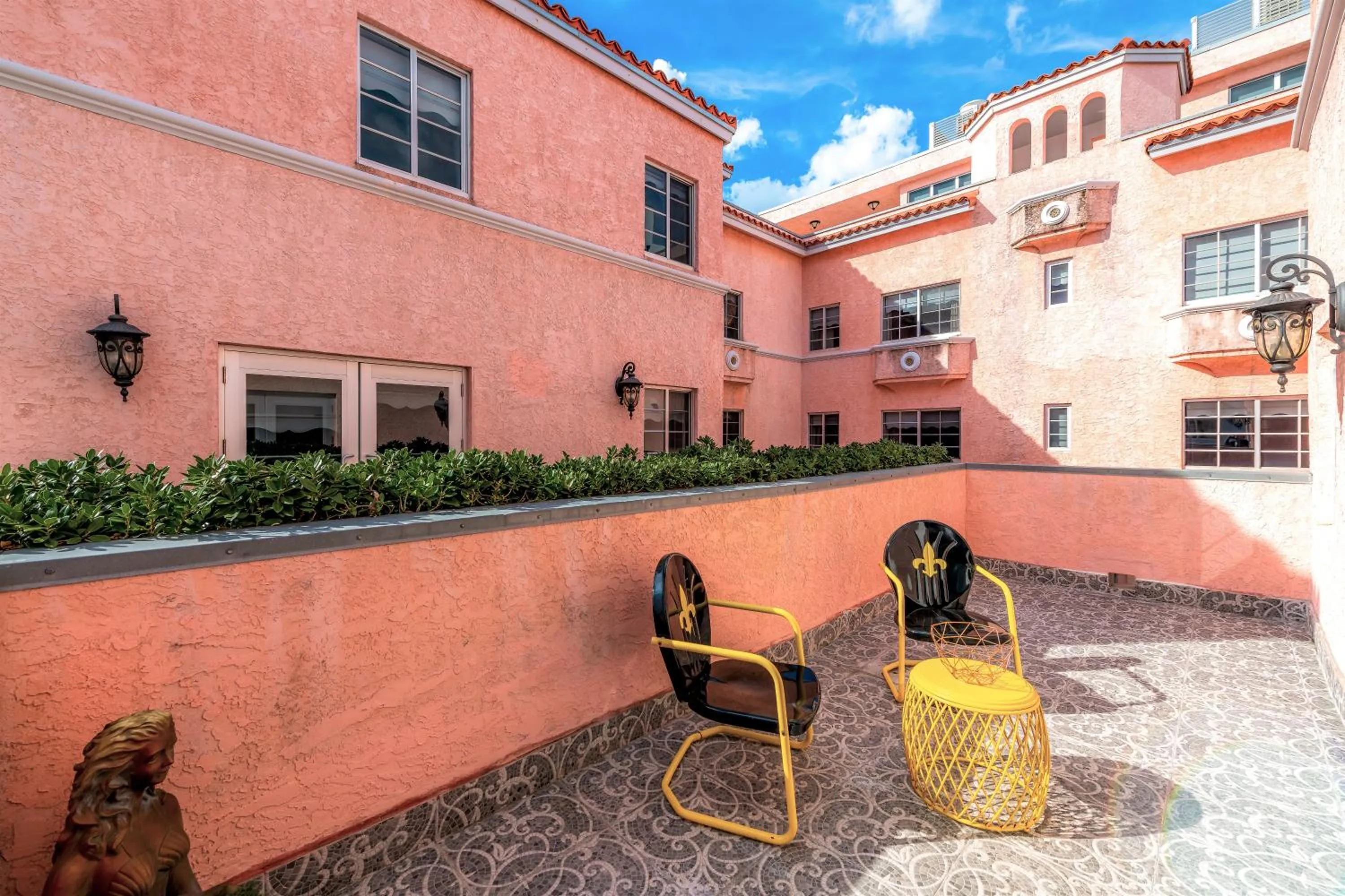 Balcony/Terrace in Secret Garden Miami Beach
