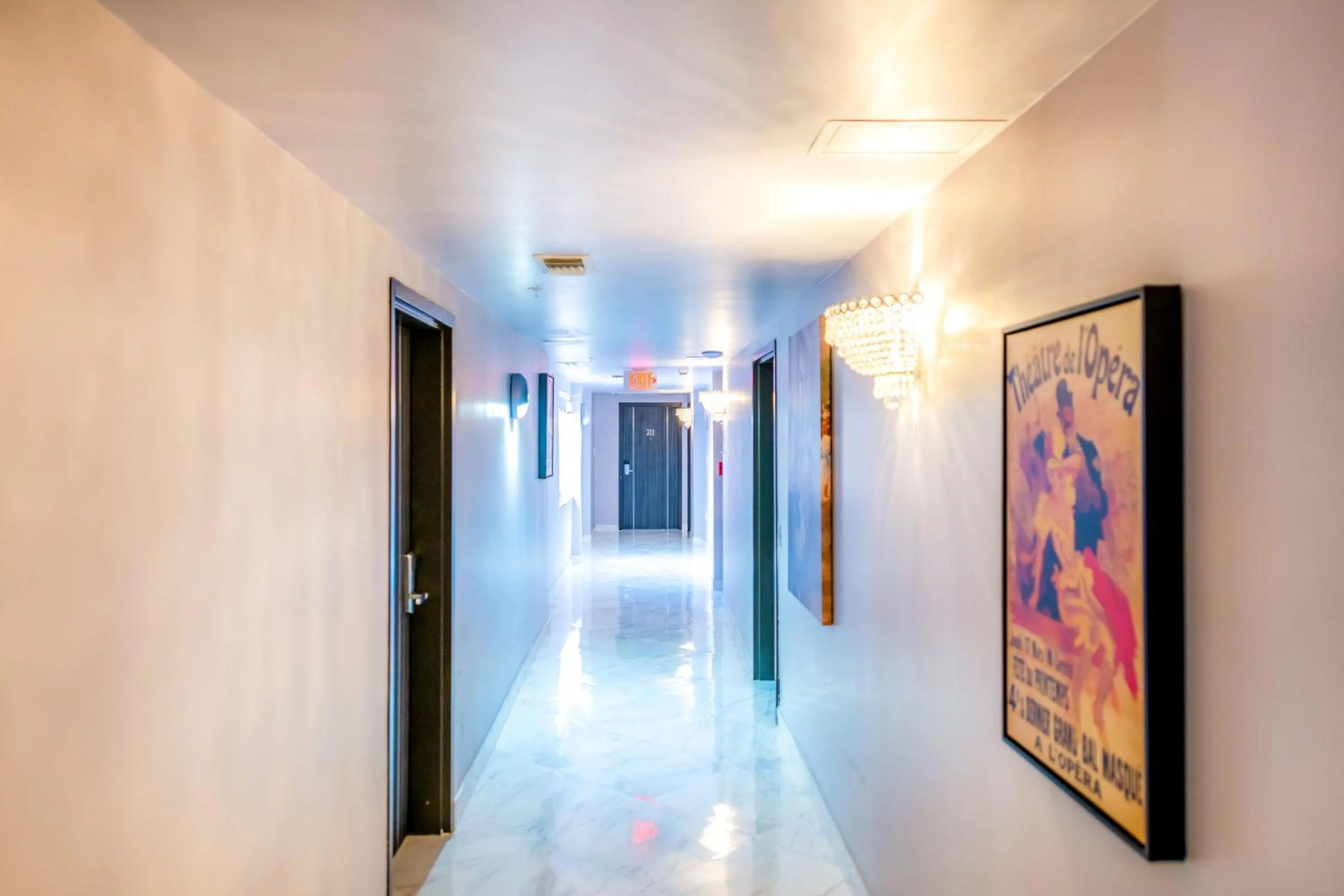 Area and facilities in Secret Garden Miami Beach