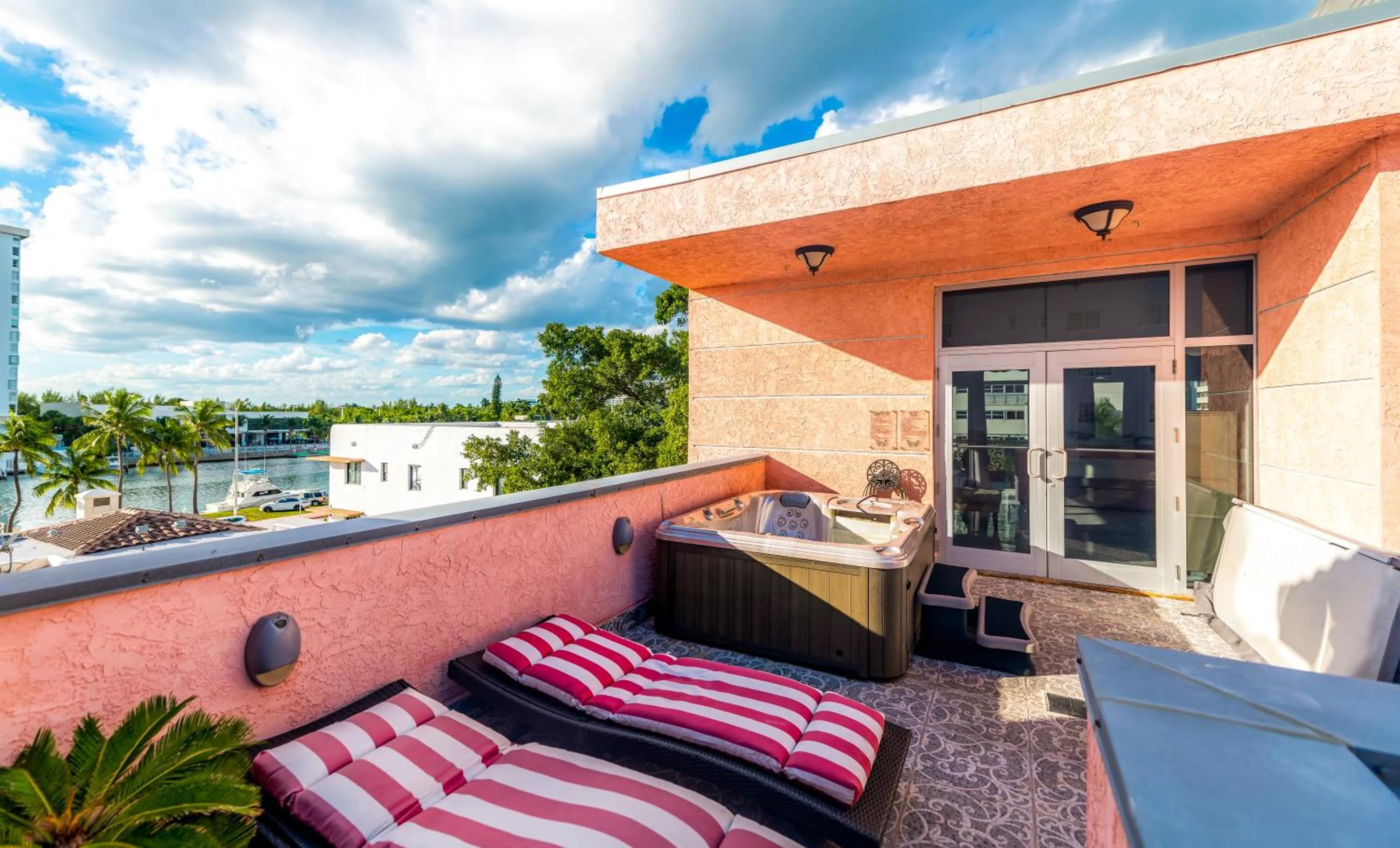 Patio in Secret Garden Miami Beach