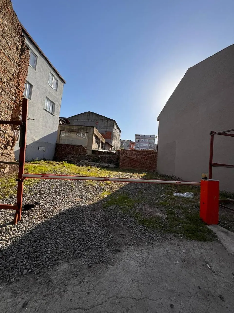 Property building in Gen Suites Cibali