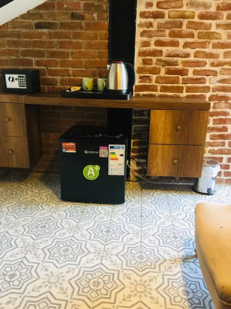 Coffee/tea facilities in Gen Suites Cibali