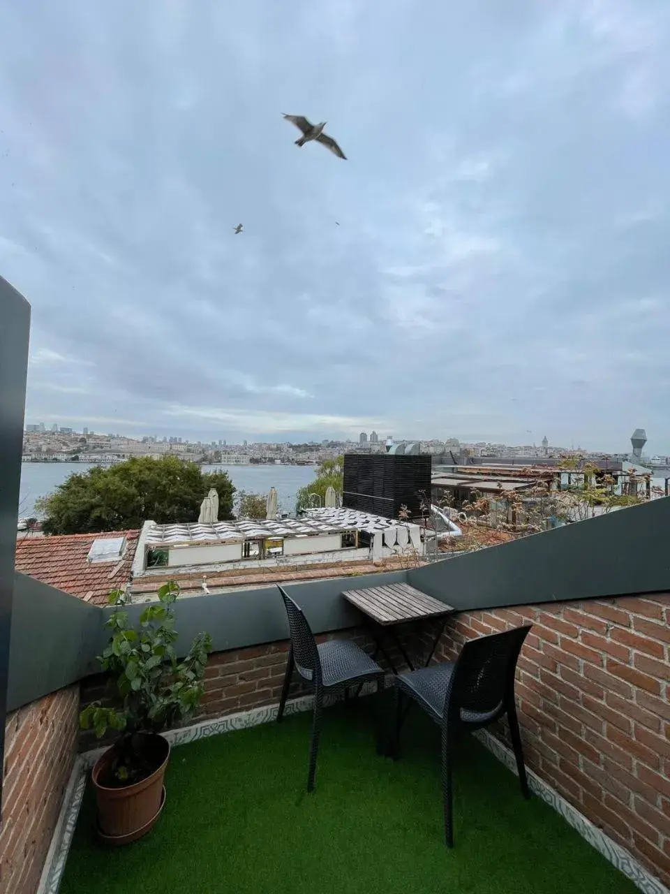 Deluxe Double Room with Sea View in Gen Suites Cibali Deluxe Double Room with Sea View in Gen Suites Cibali