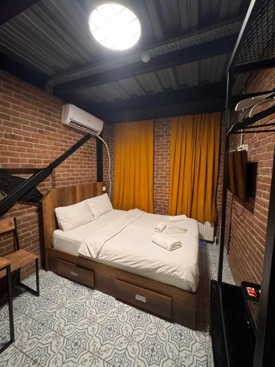 Bed in Gen Suites Cibali