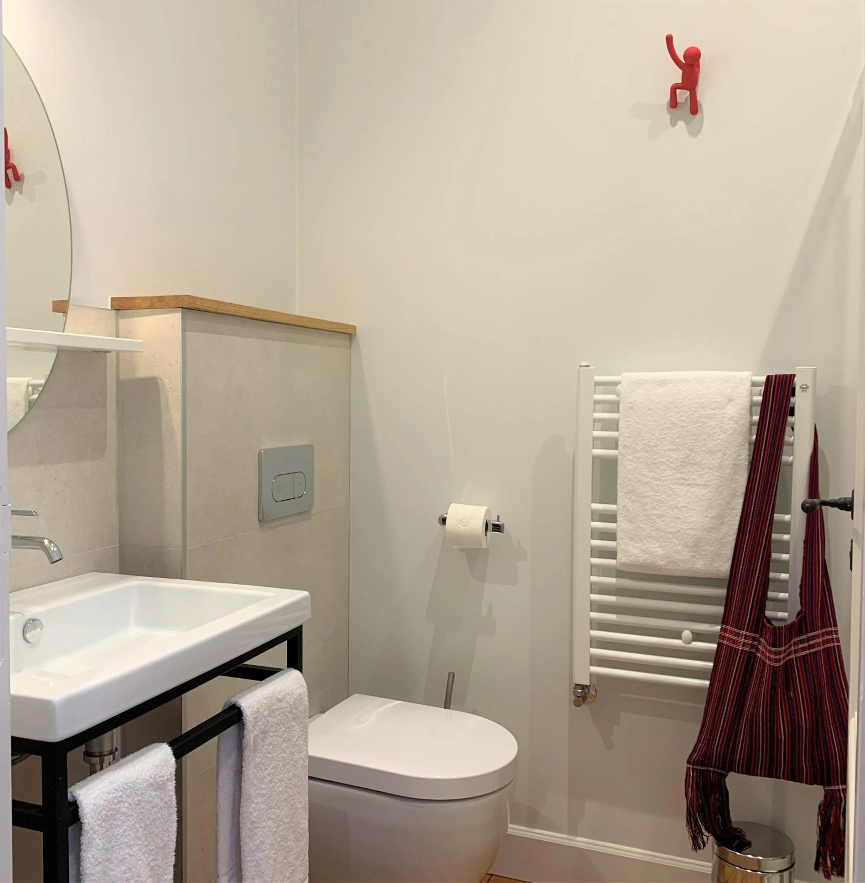 Toilet in Maison Manège Bordeaux Centre