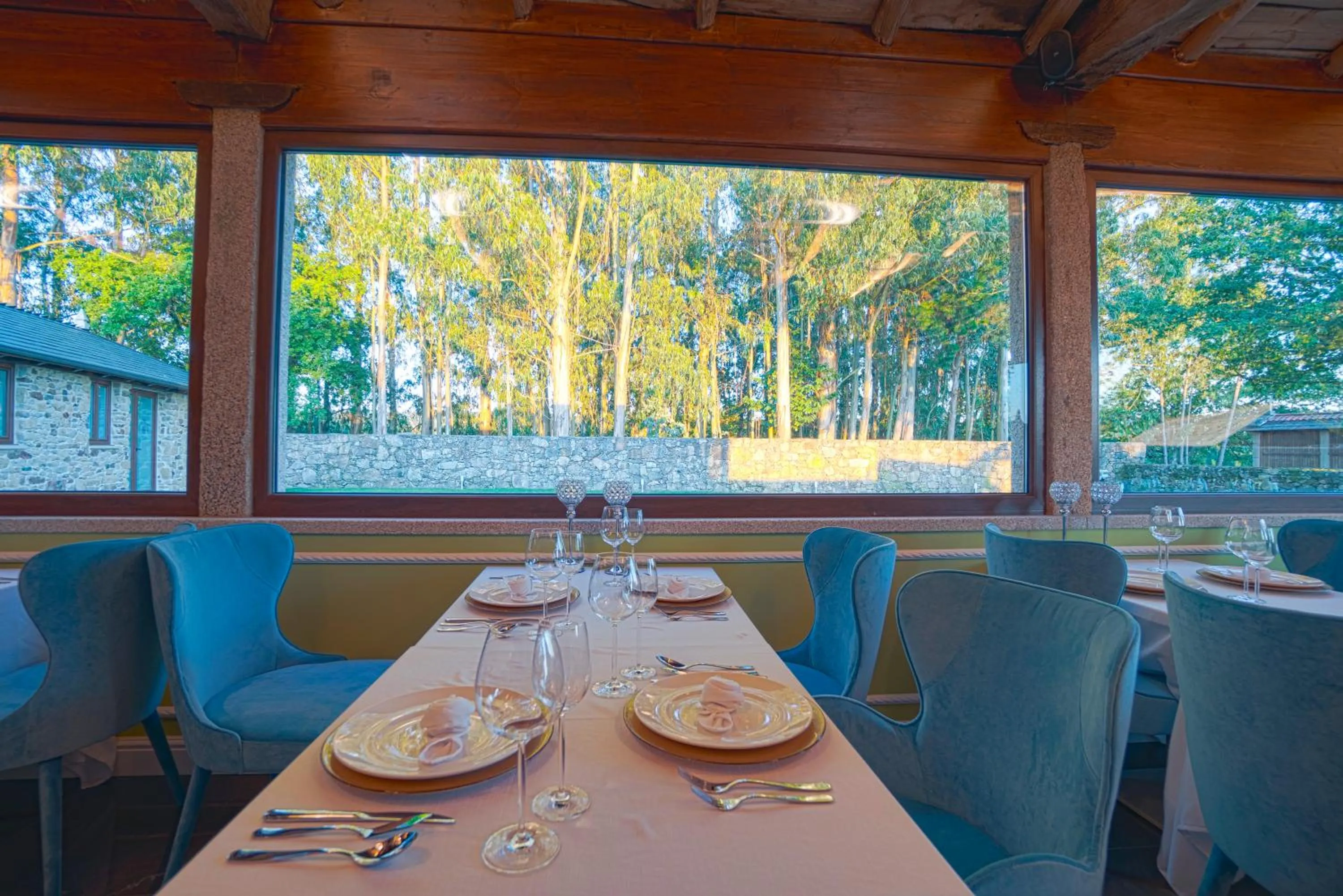 Restaurant/places to eat in Hotel As Torres da Hermida