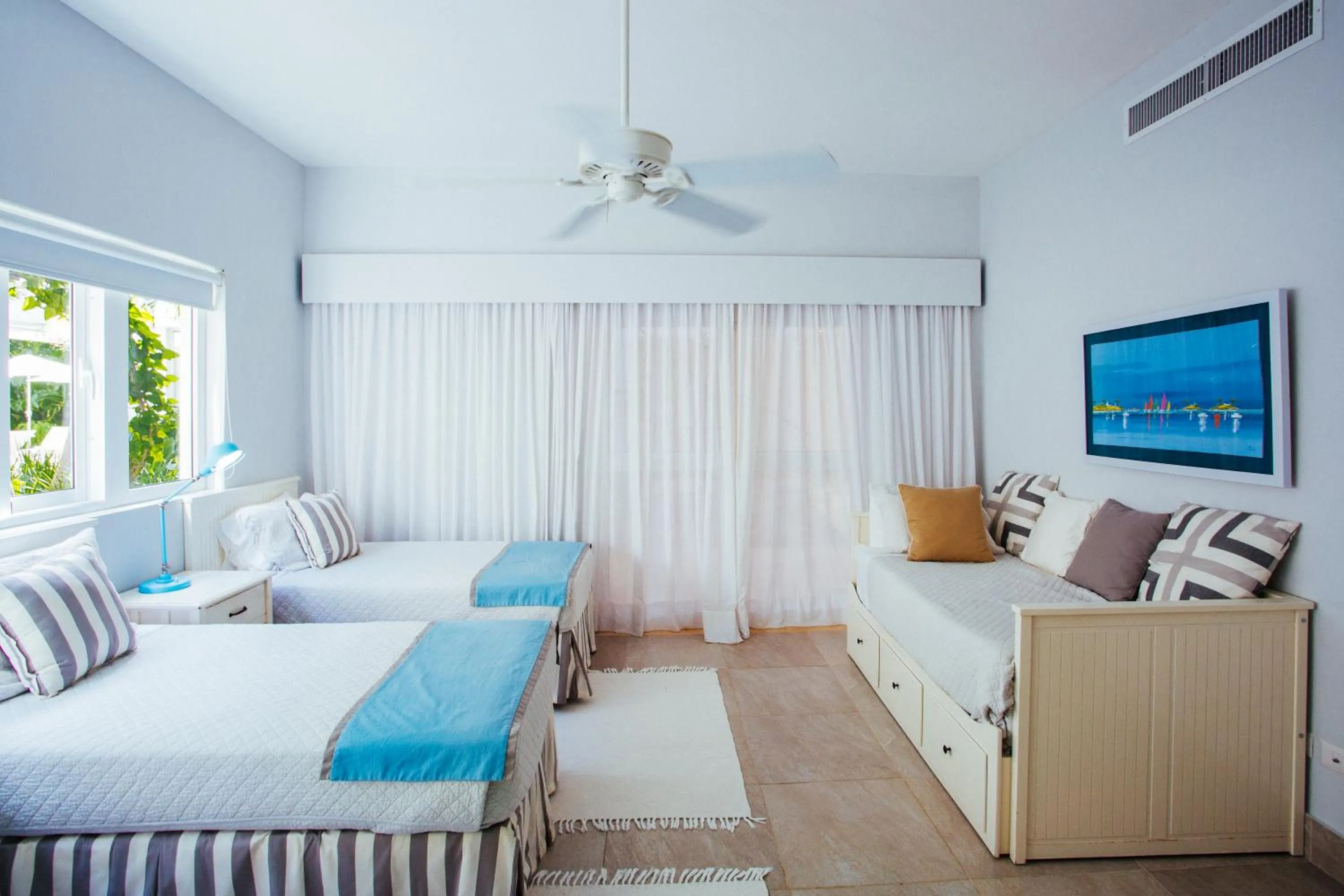 Bed in Unbelievable Villa with Pool - Perfect Family Vacay