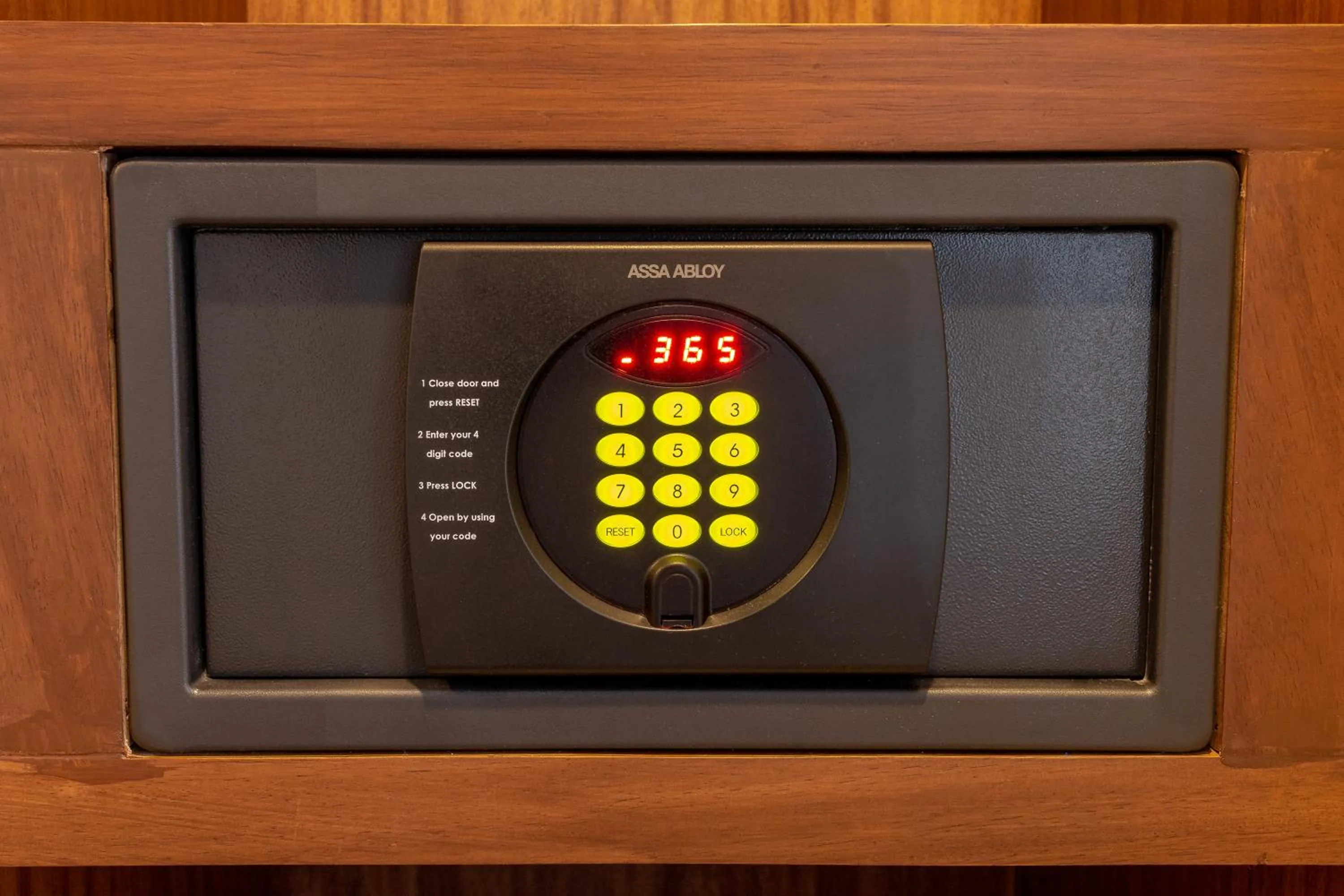 Property building in Six Hotel Guadalajara Degollado