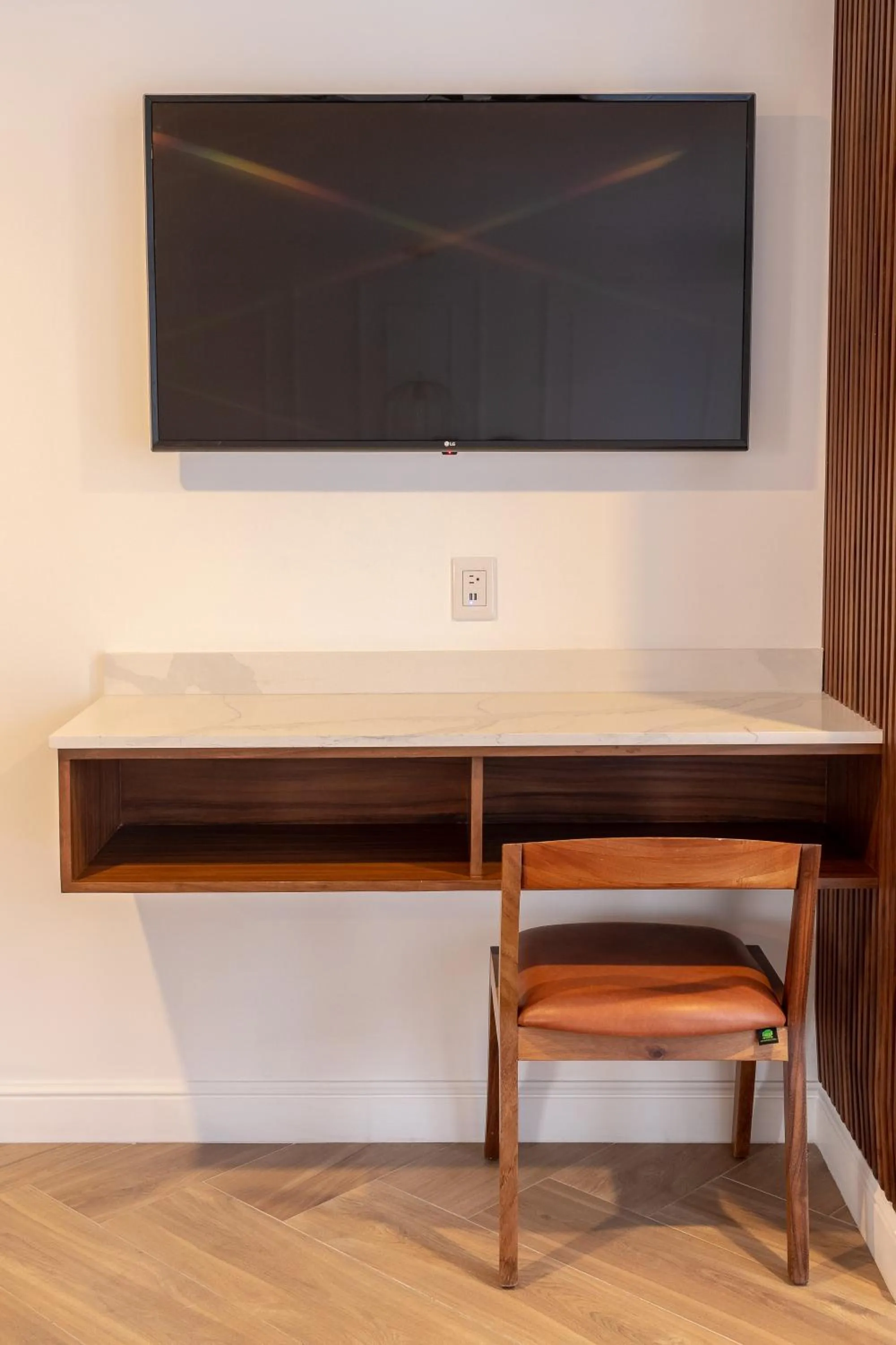 Property building in Six Hotel Guadalajara Degollado