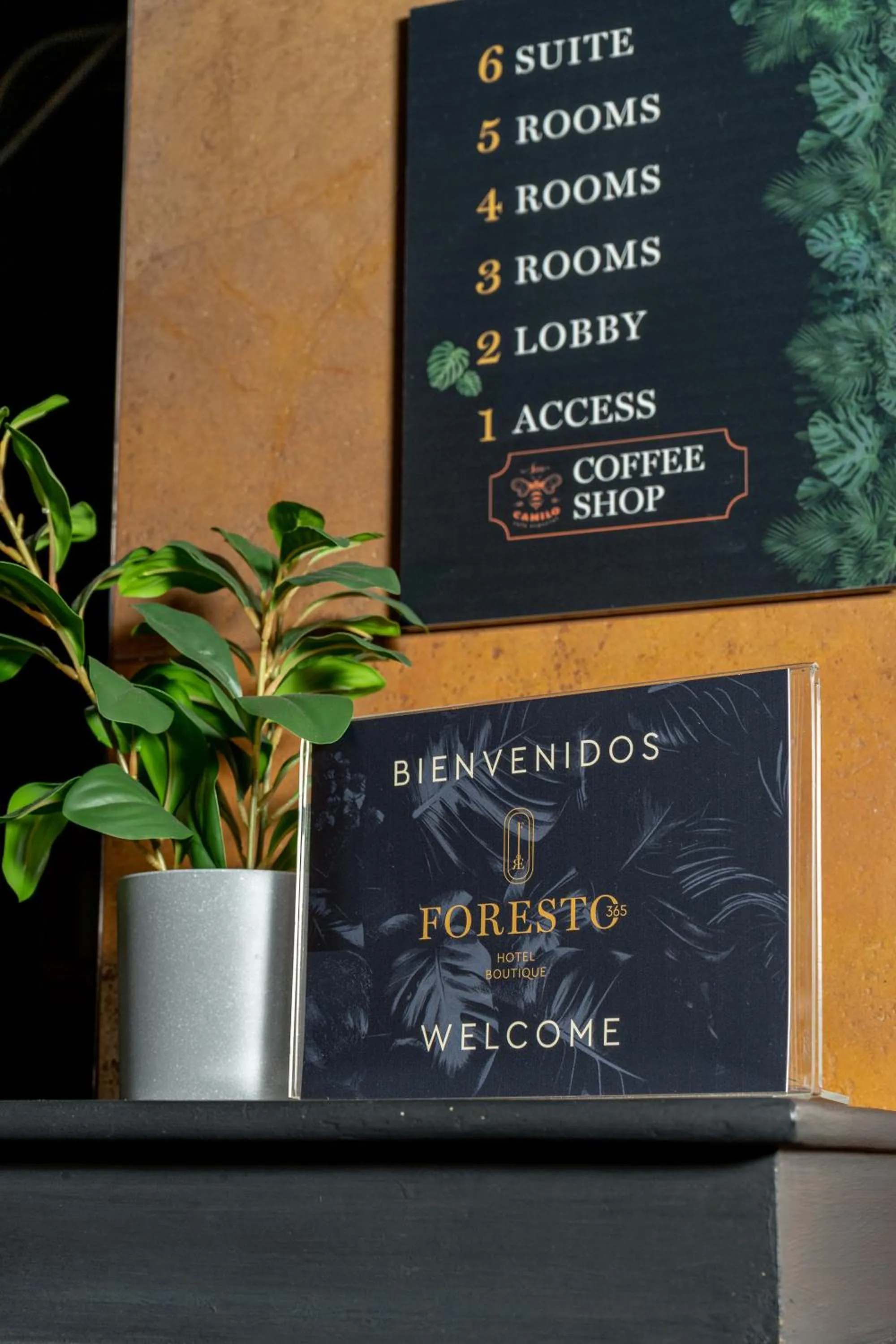 Property logo or sign in Hotel Foresto 365