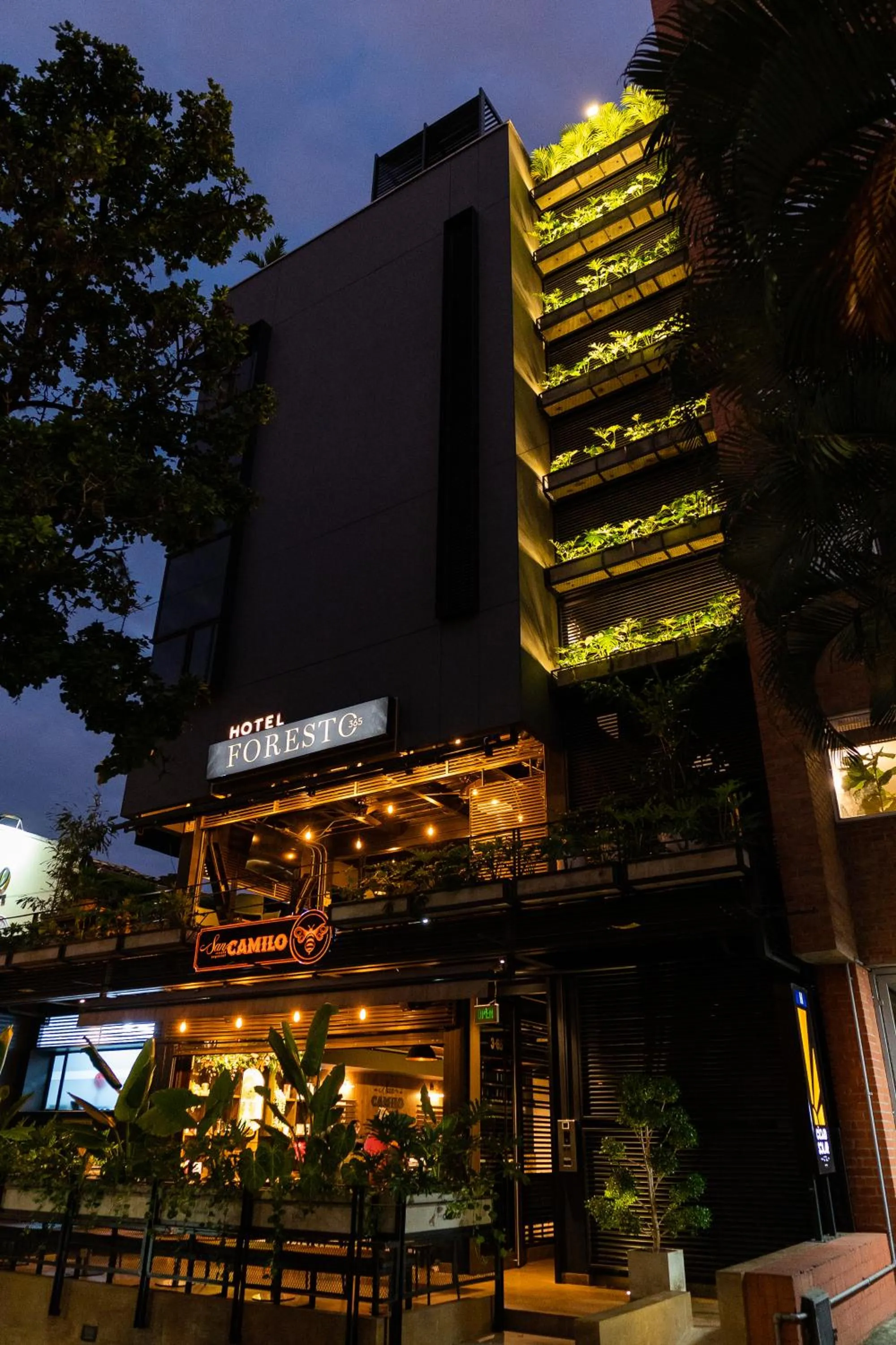 Property building in Hotel Foresto 365