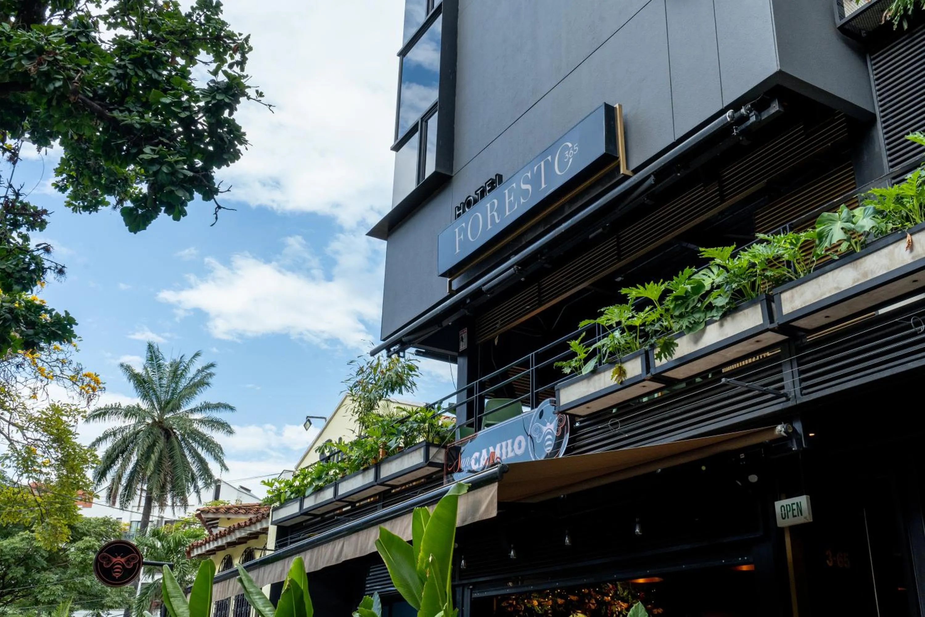 Property building in Hotel Foresto 365