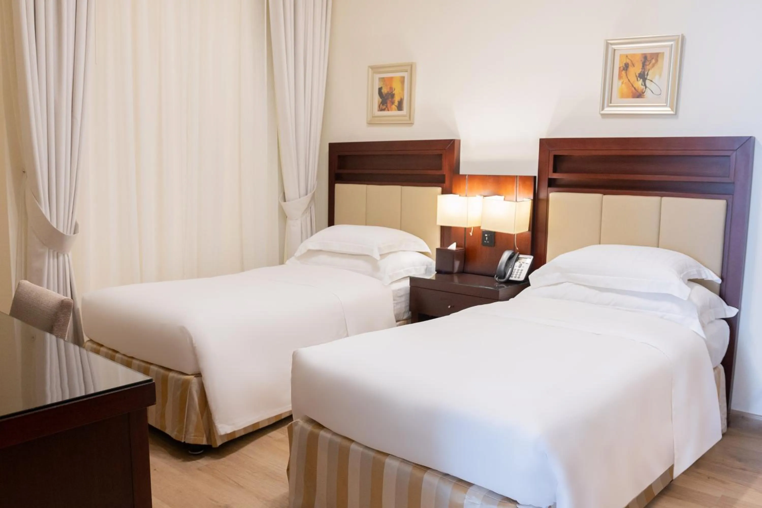 Bedroom, Bed in Grand Millennium Dubai