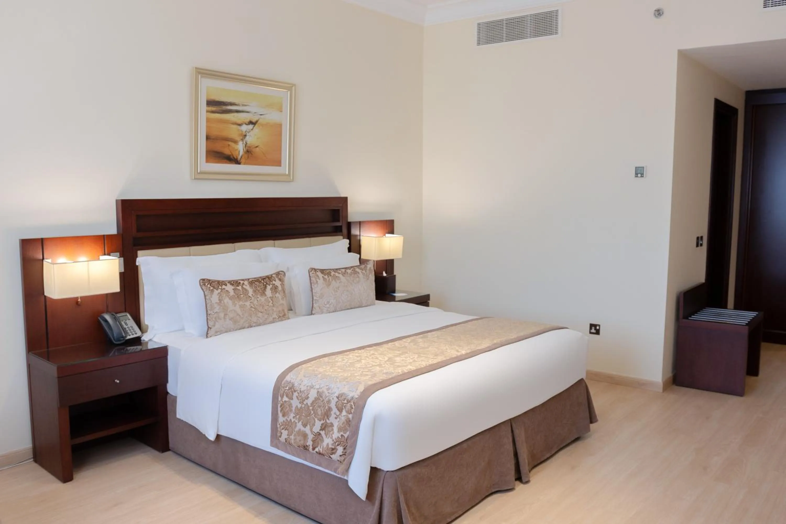 Bed in Grand Millennium Dubai