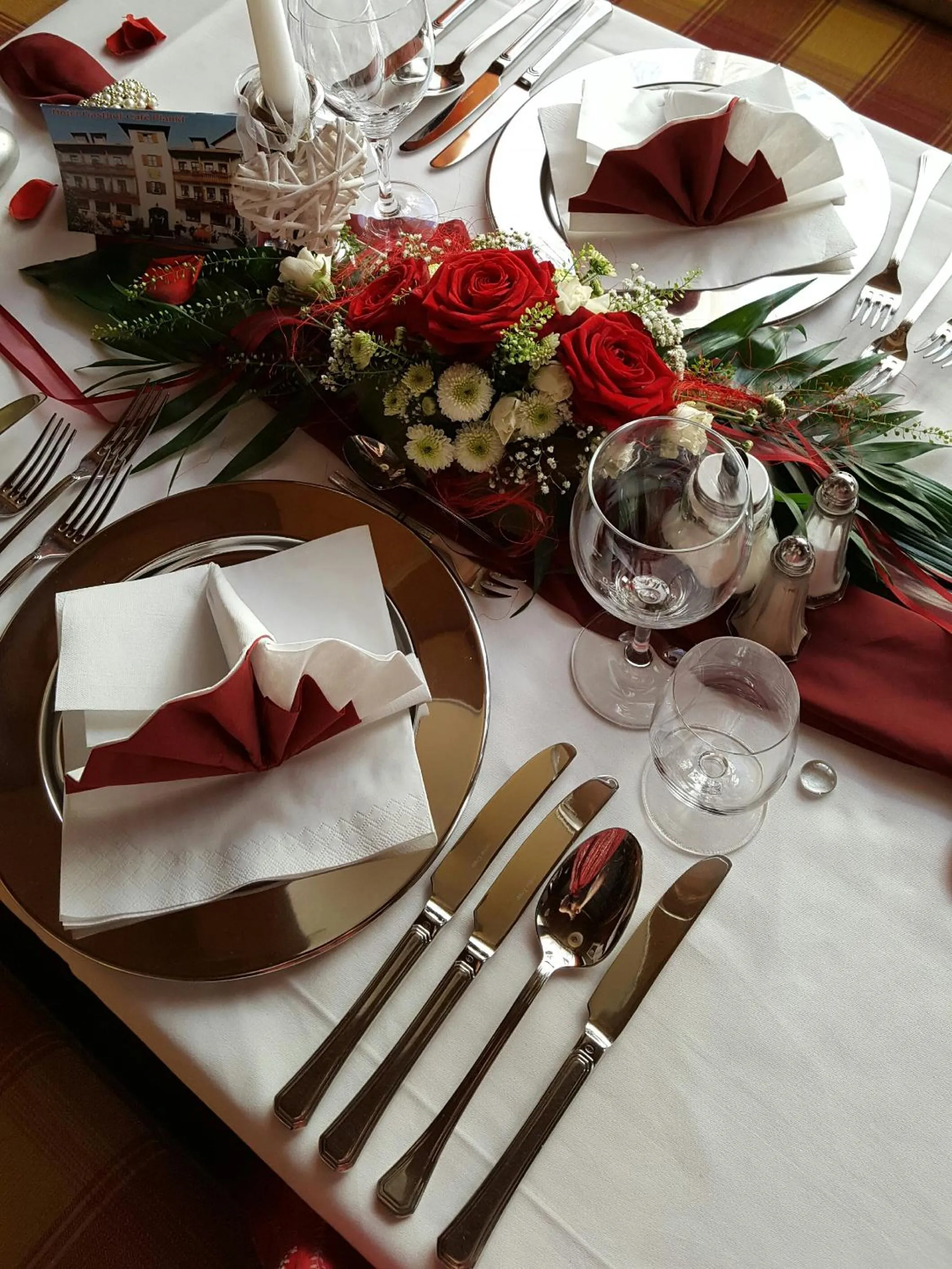 Restaurant/places to eat in Hotel Plankl