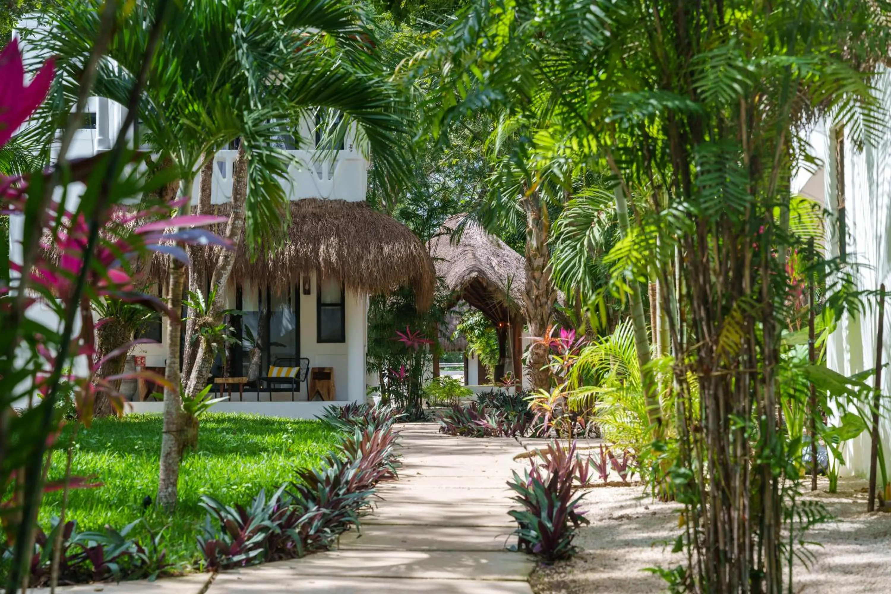 Garden in Mikasa Bacalar Hotel Boutique, Lagoon Front