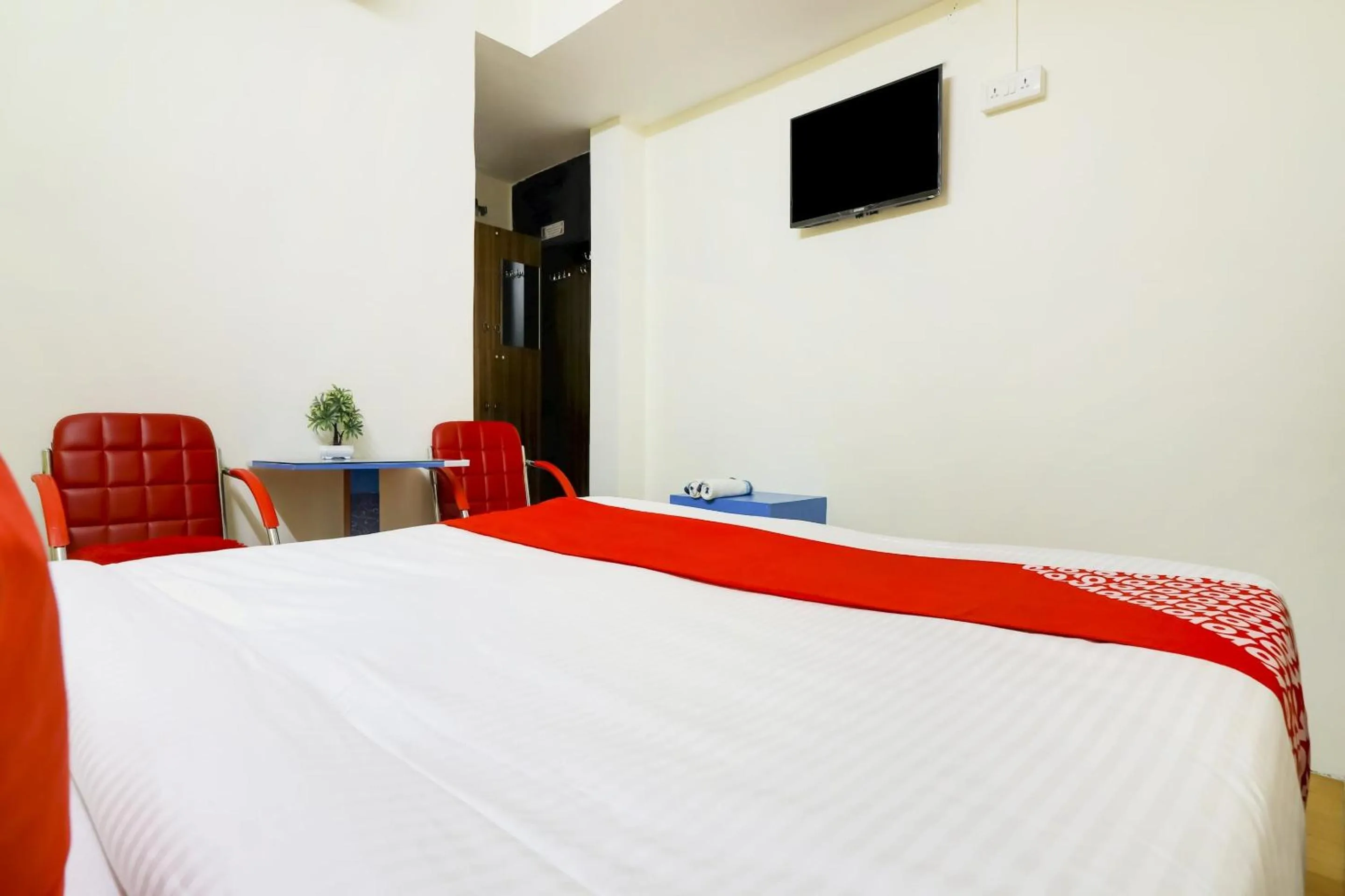 Bedroom, Bed in OYO 76333 Newgen Grand