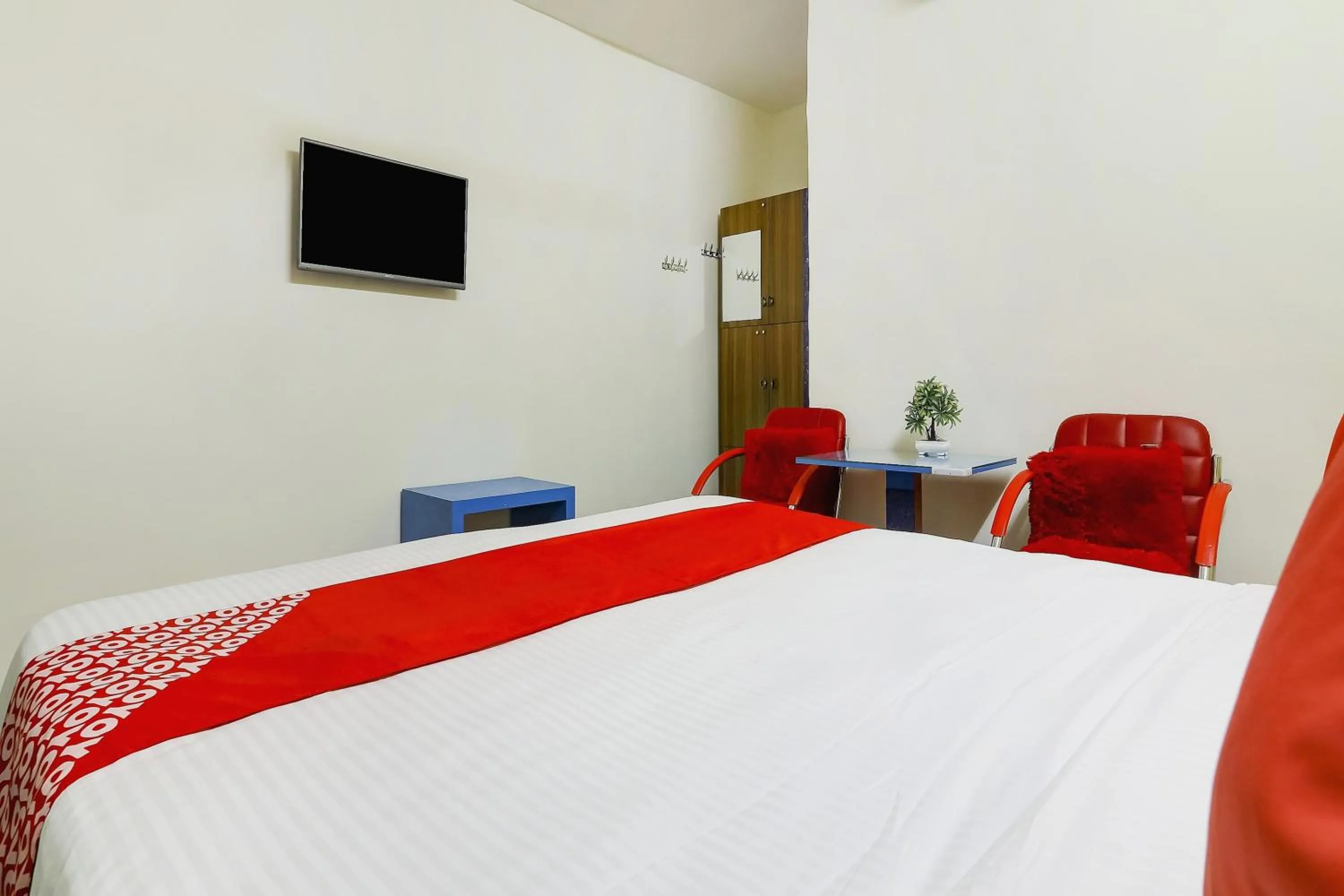 Bedroom, Bed in OYO 76333 Newgen Grand