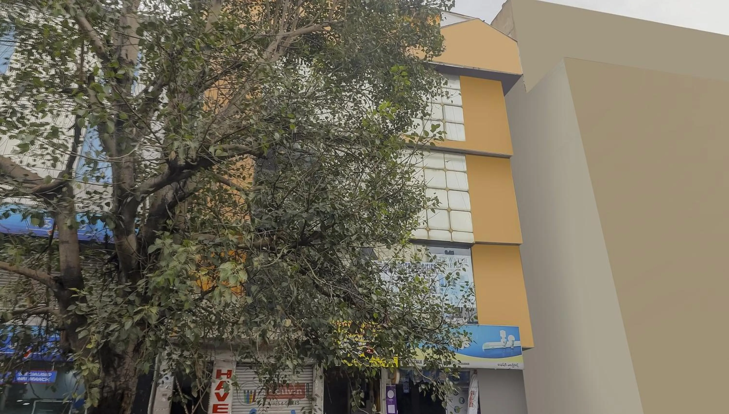 Facade/entrance in OYO 76333 Newgen Grand